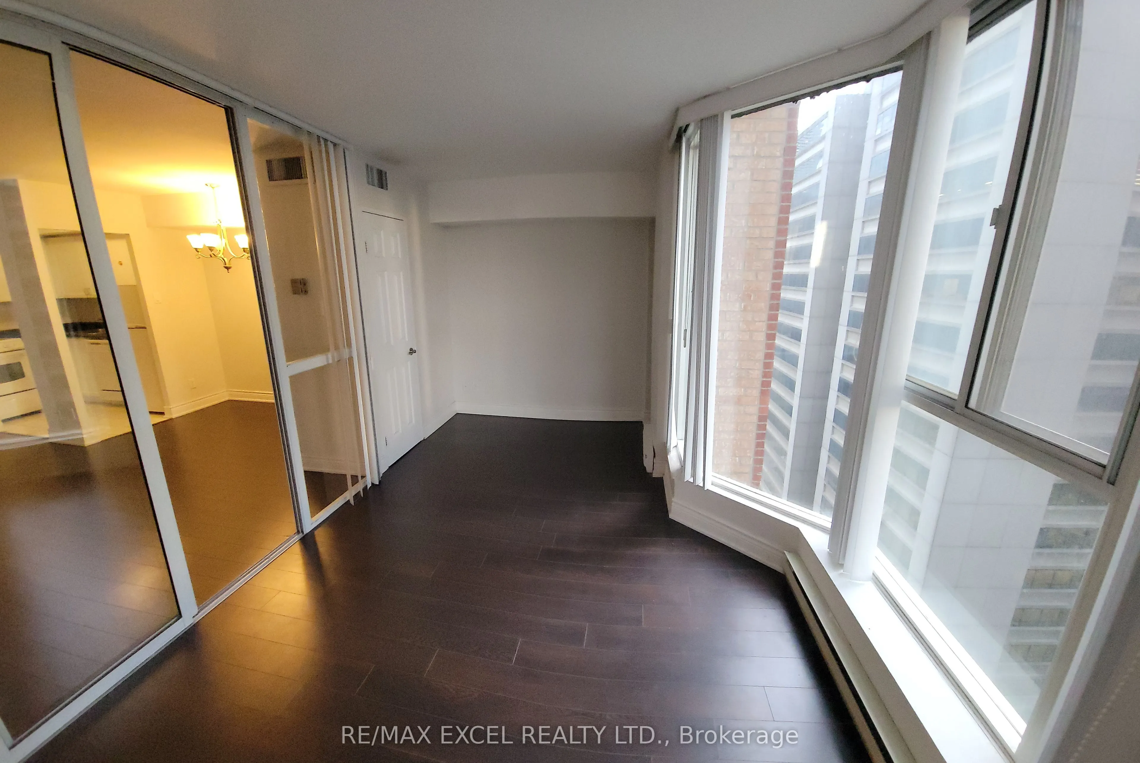 55 Centre Avenue, #2105