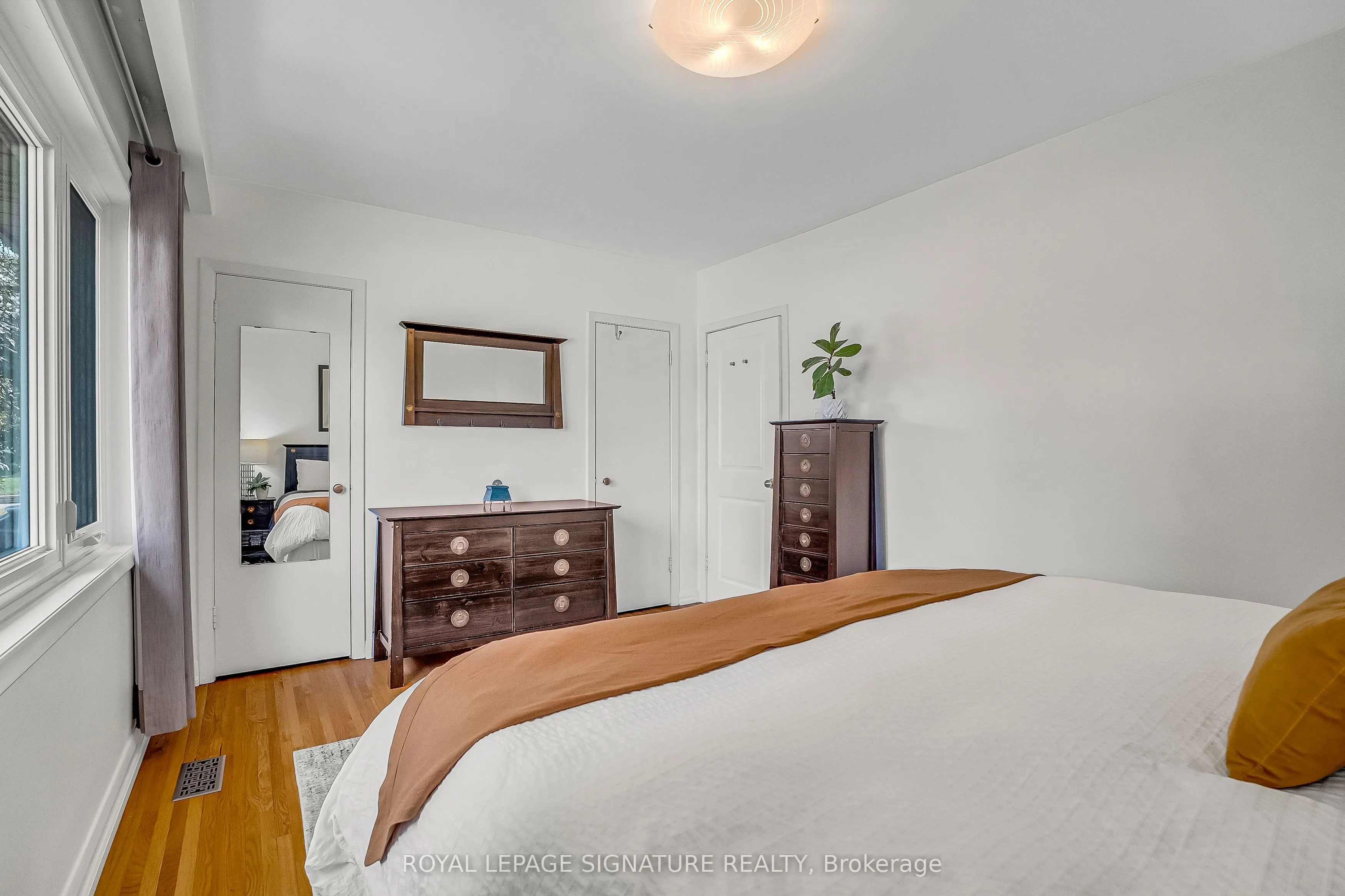 19 Caronport Crescent