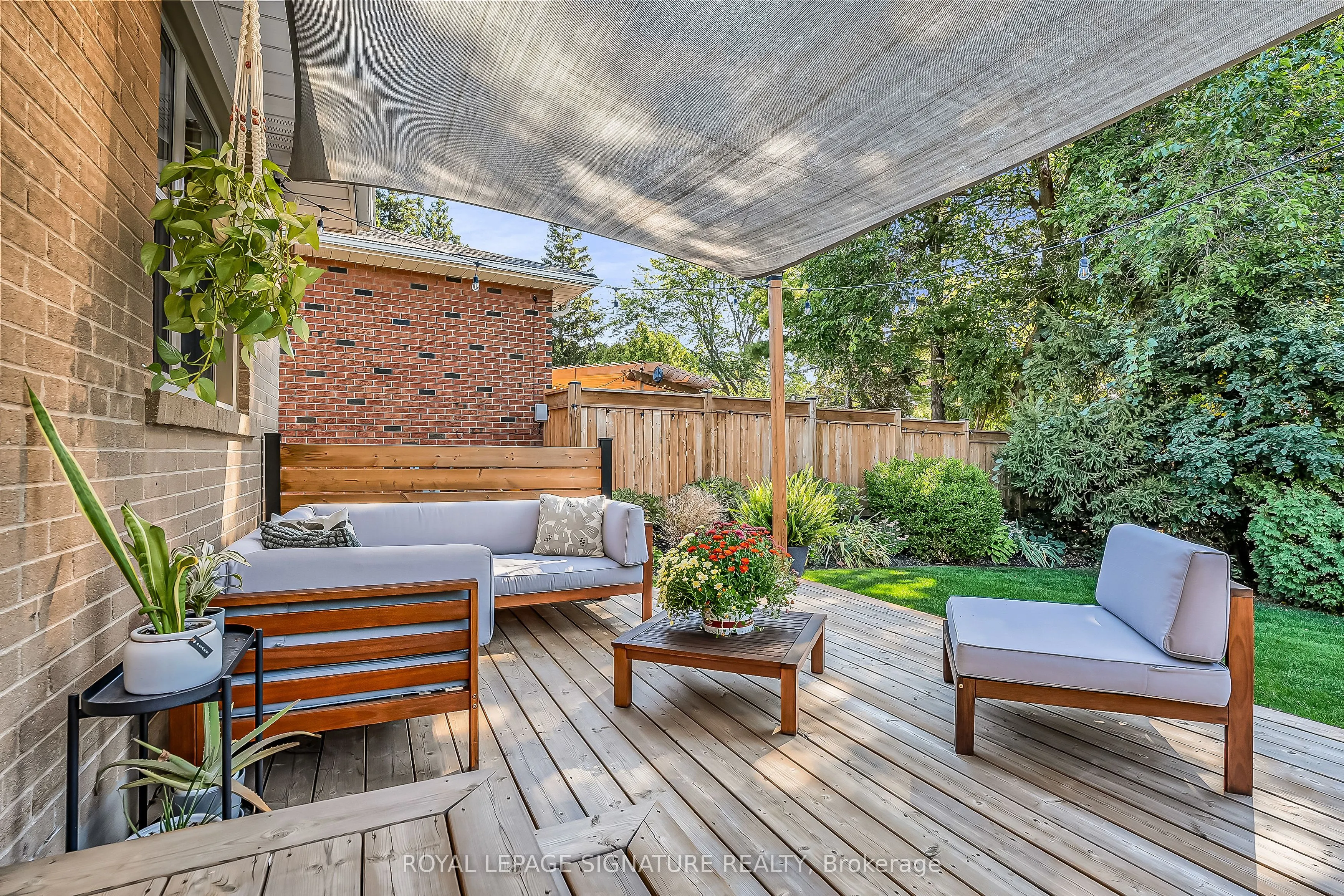 19 Caronport Crescent