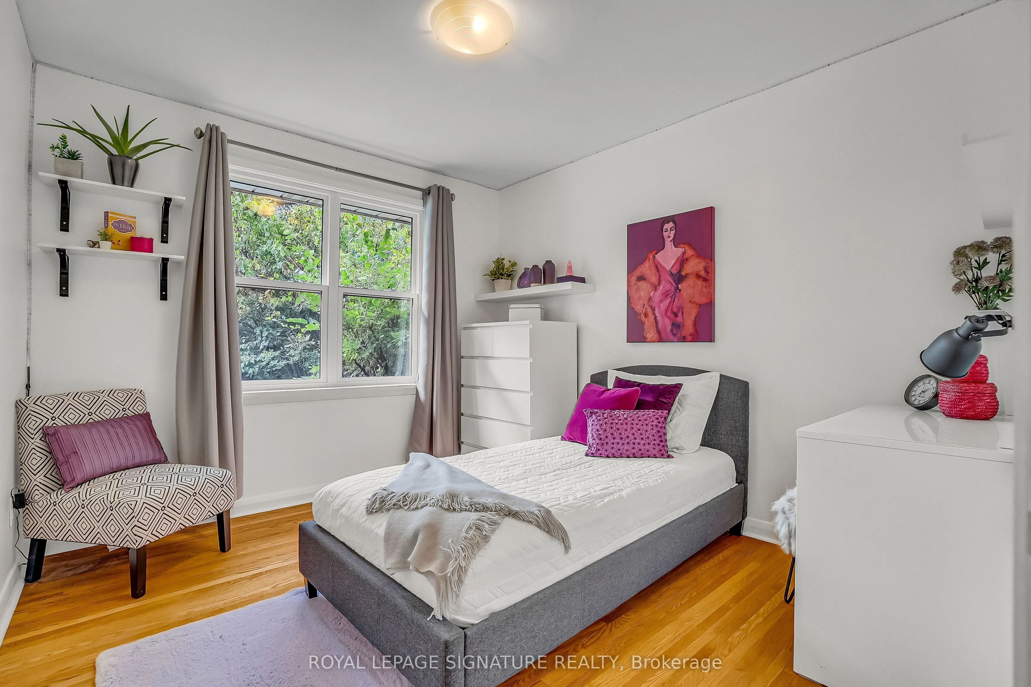 19 Caronport Crescent