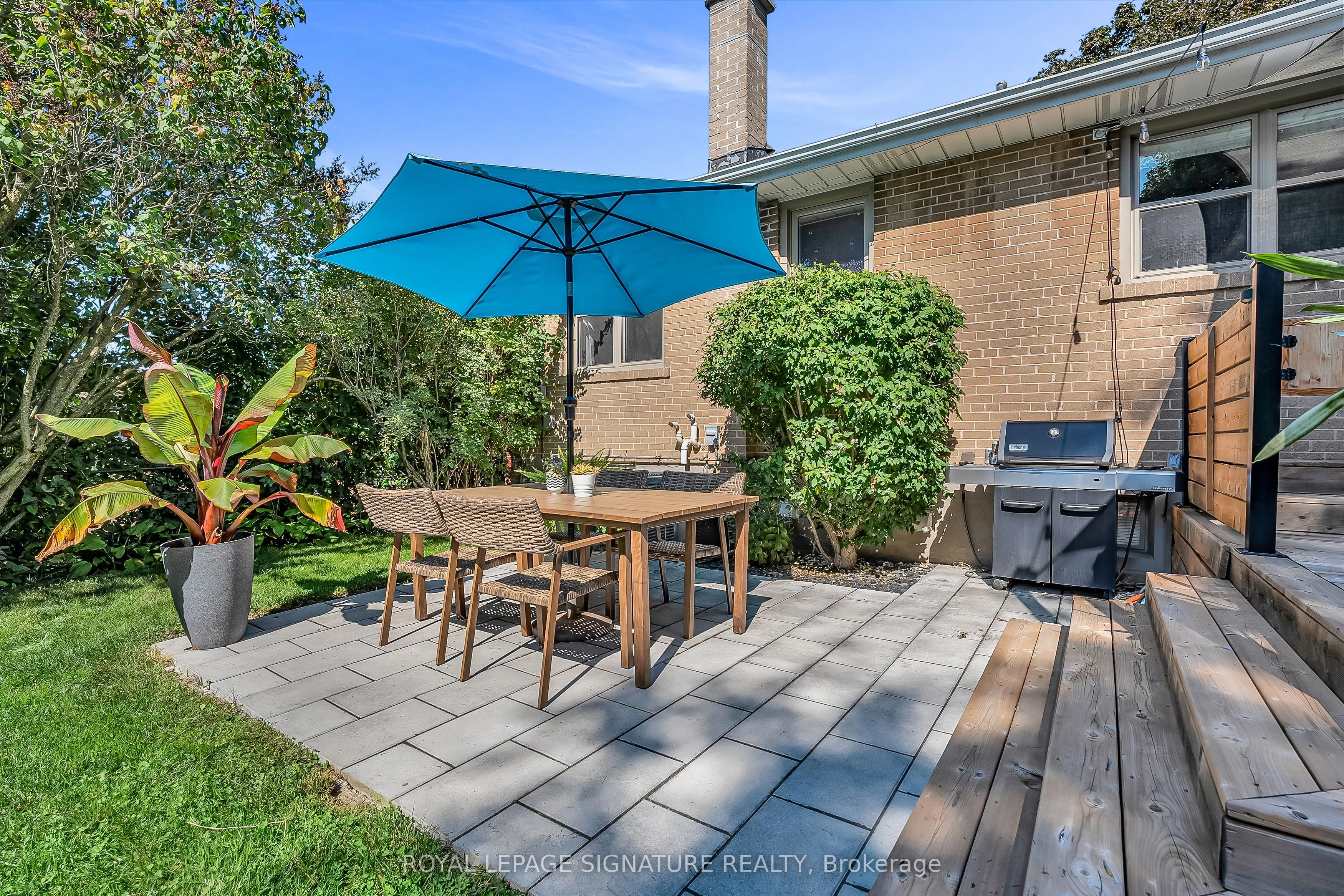19 Caronport Crescent
