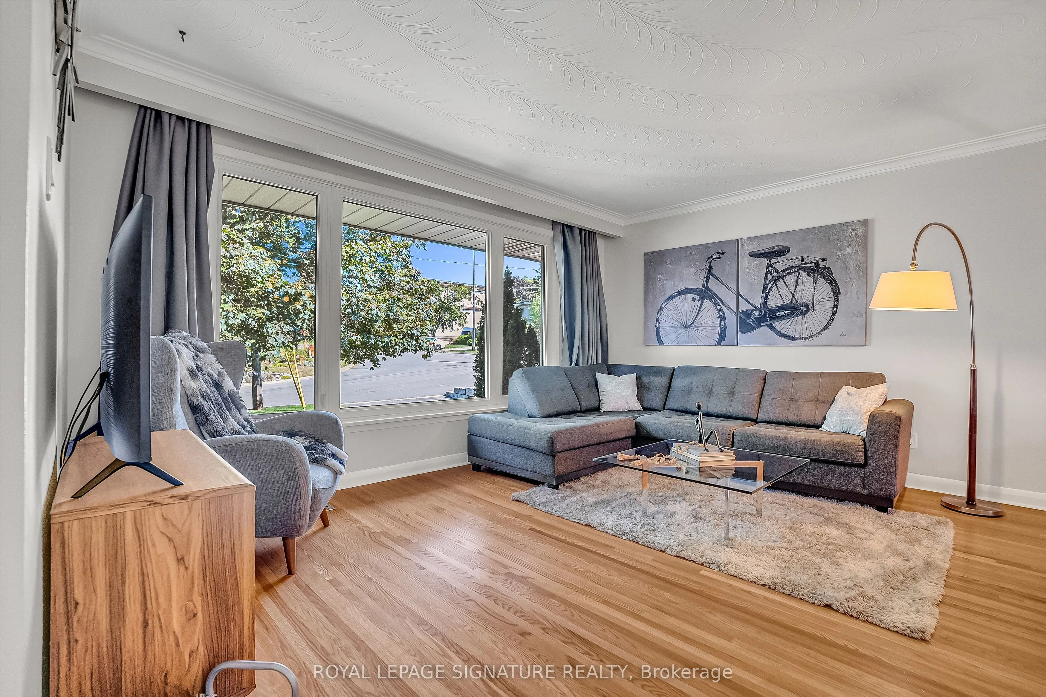 19 Caronport Crescent
