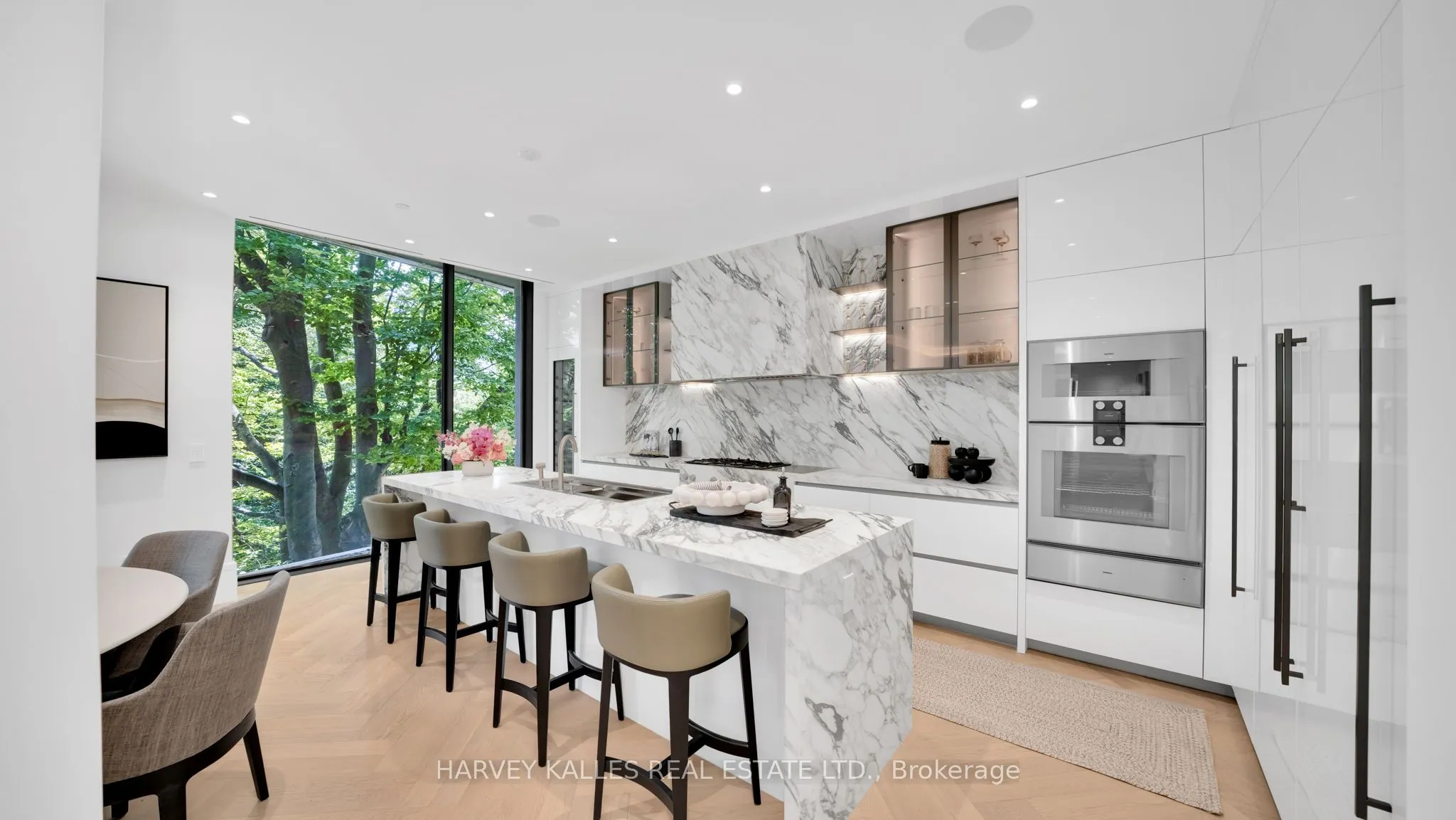 7 Dale Avenue, #304