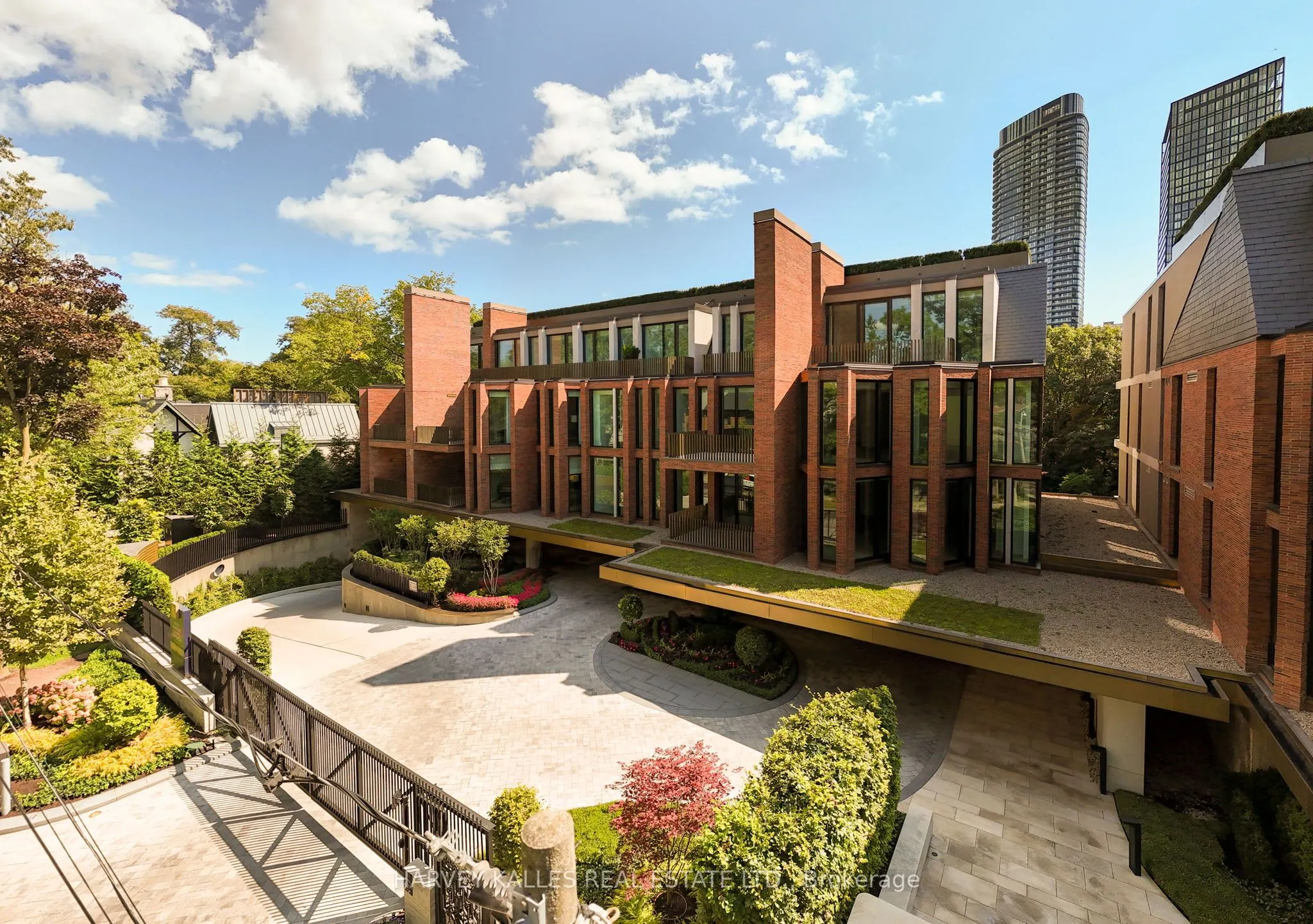 7 Dale Avenue, #304