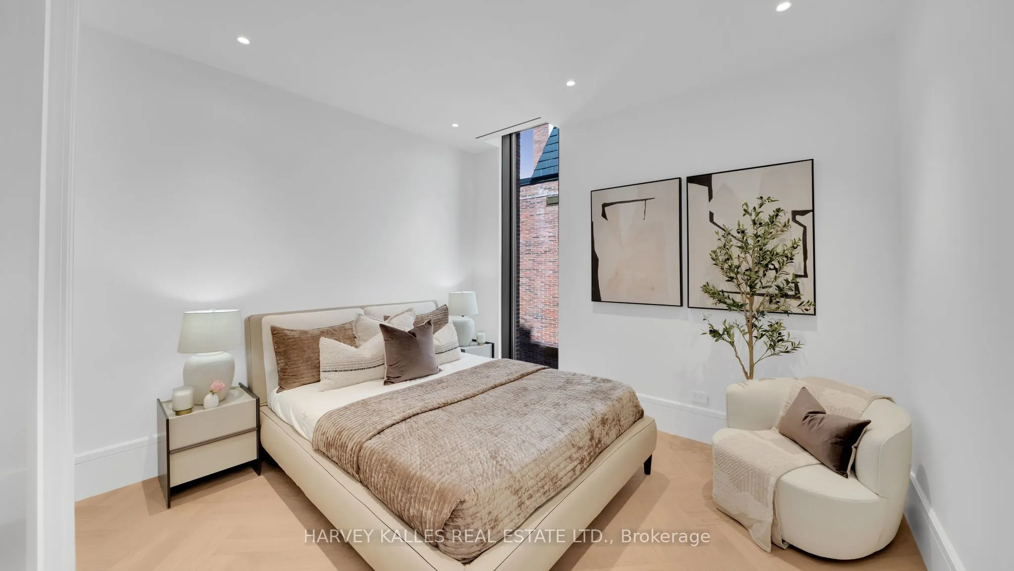 7 Dale Avenue, #304