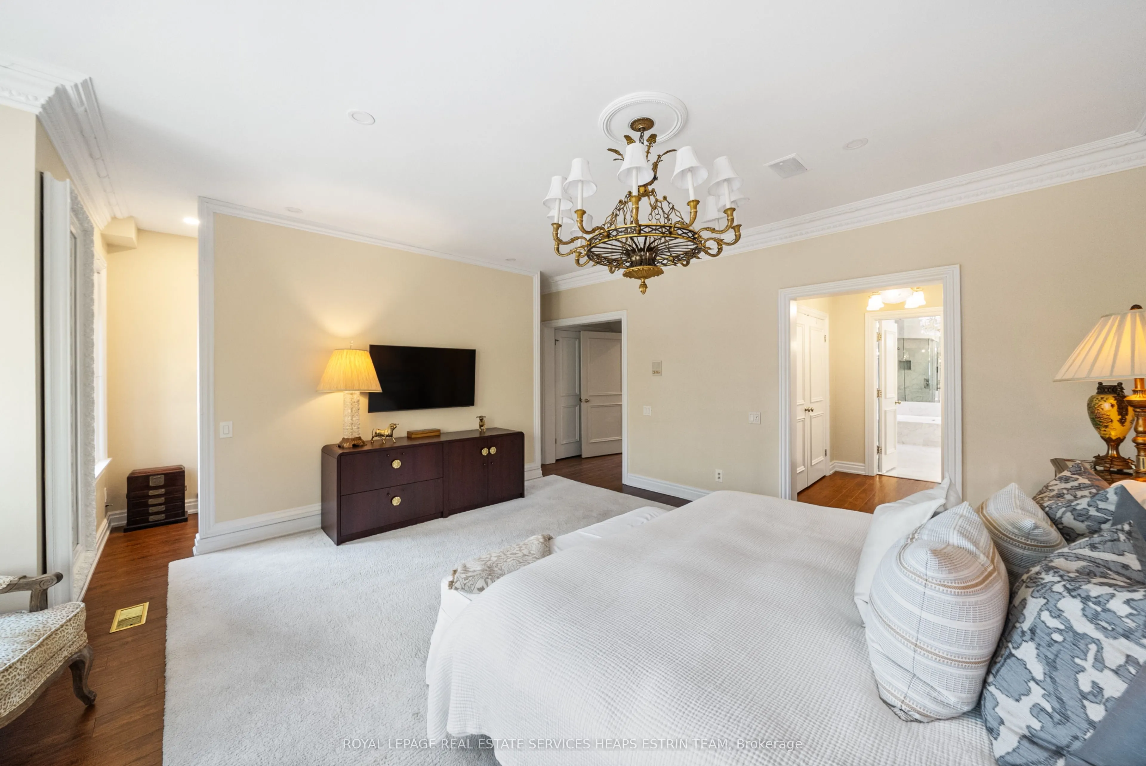 18 Lowther Avenue