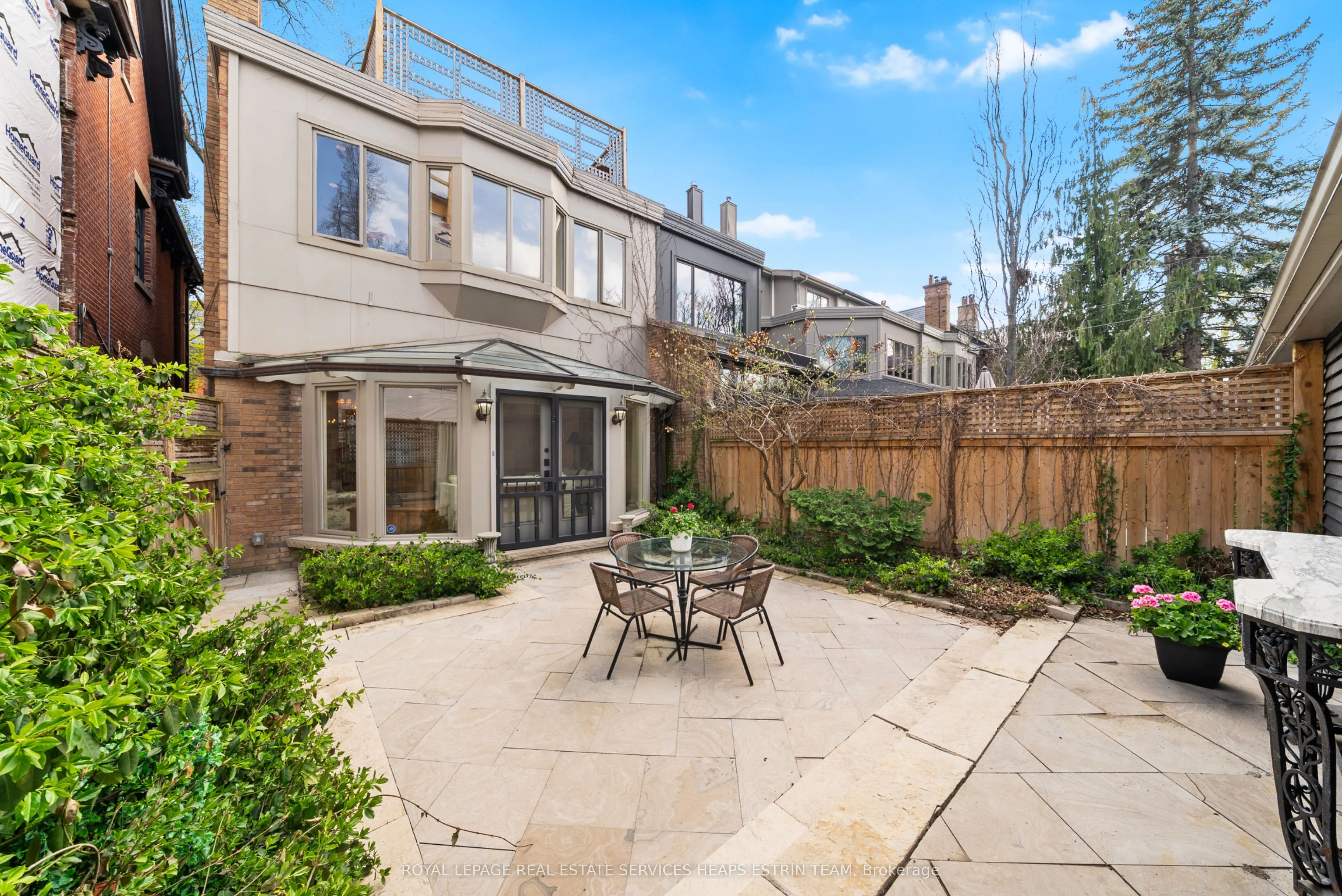 18 Lowther Avenue