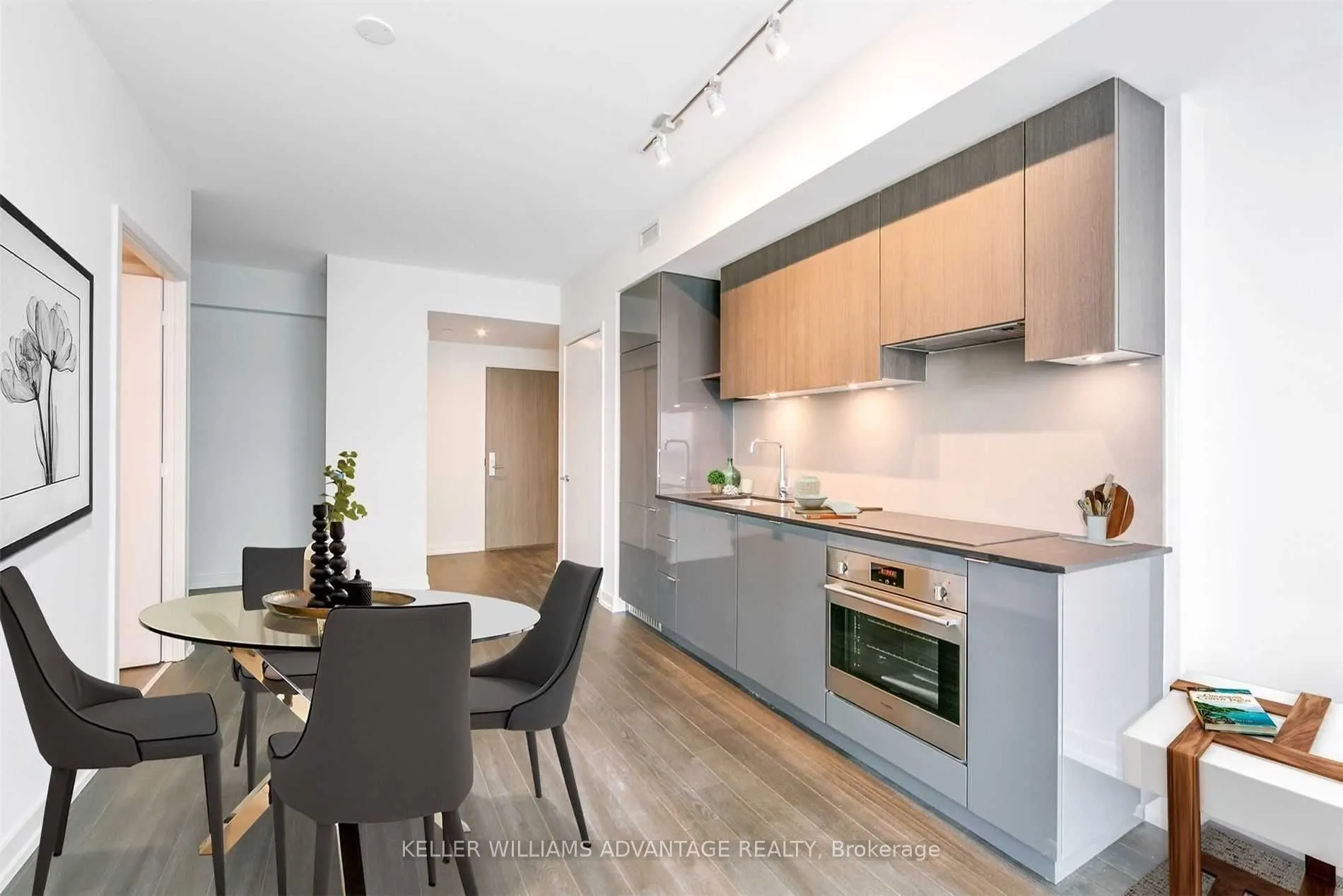 161 Roehampton Avenue, #3307