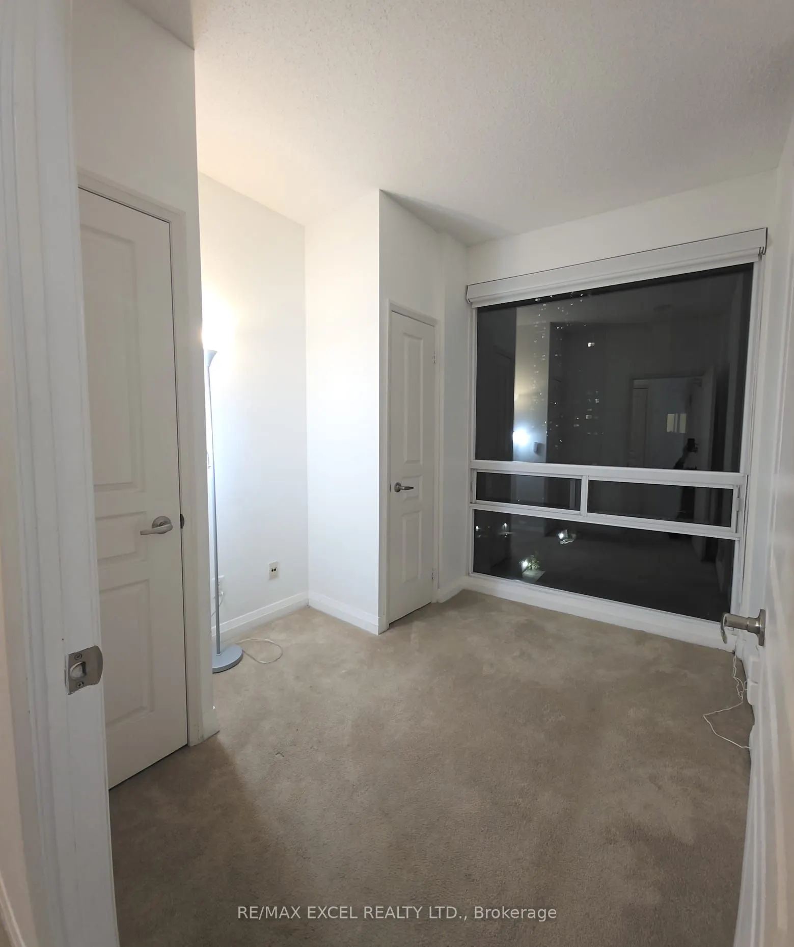 1121 Bay Street, #809