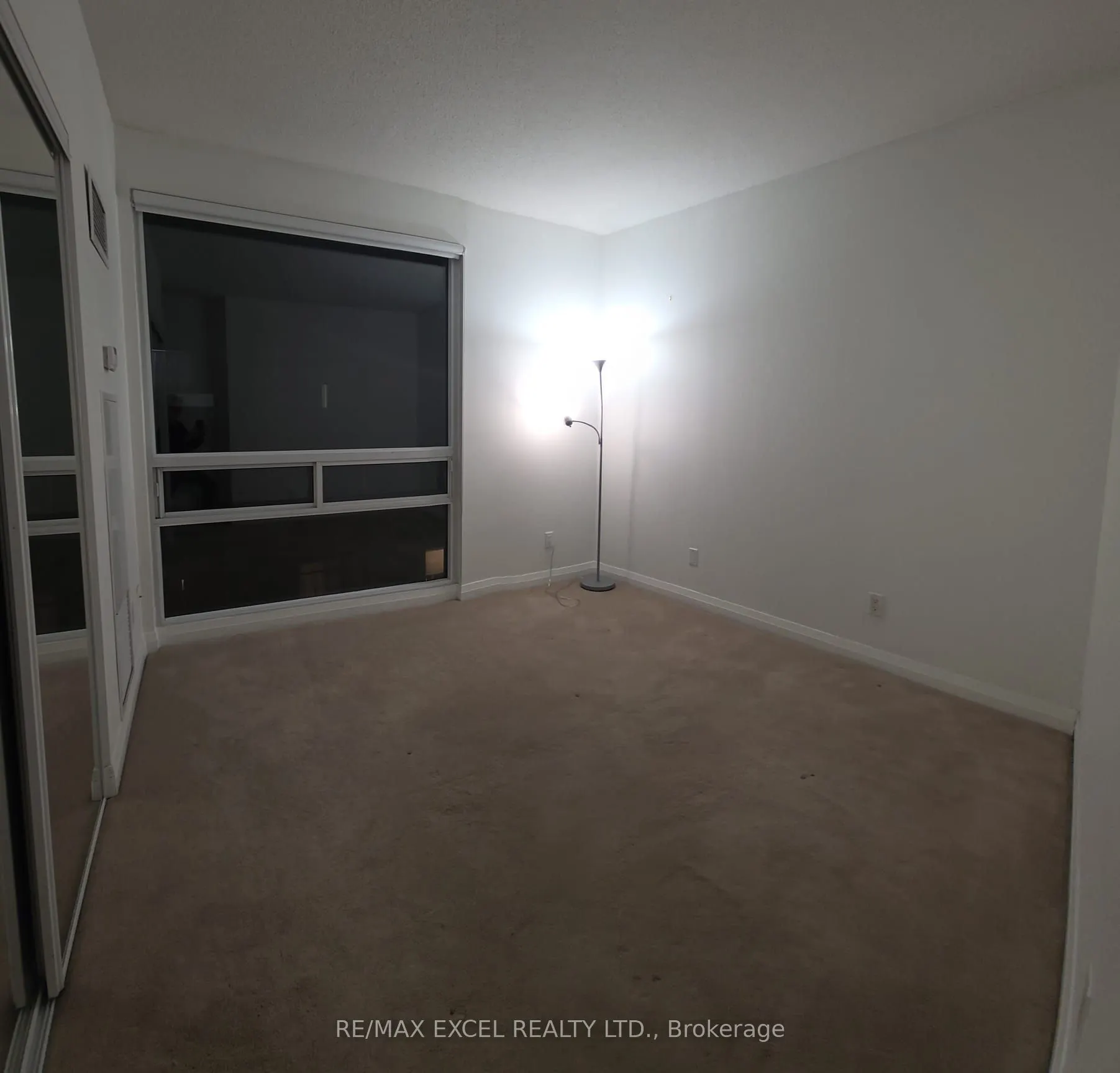 1121 Bay Street, #809