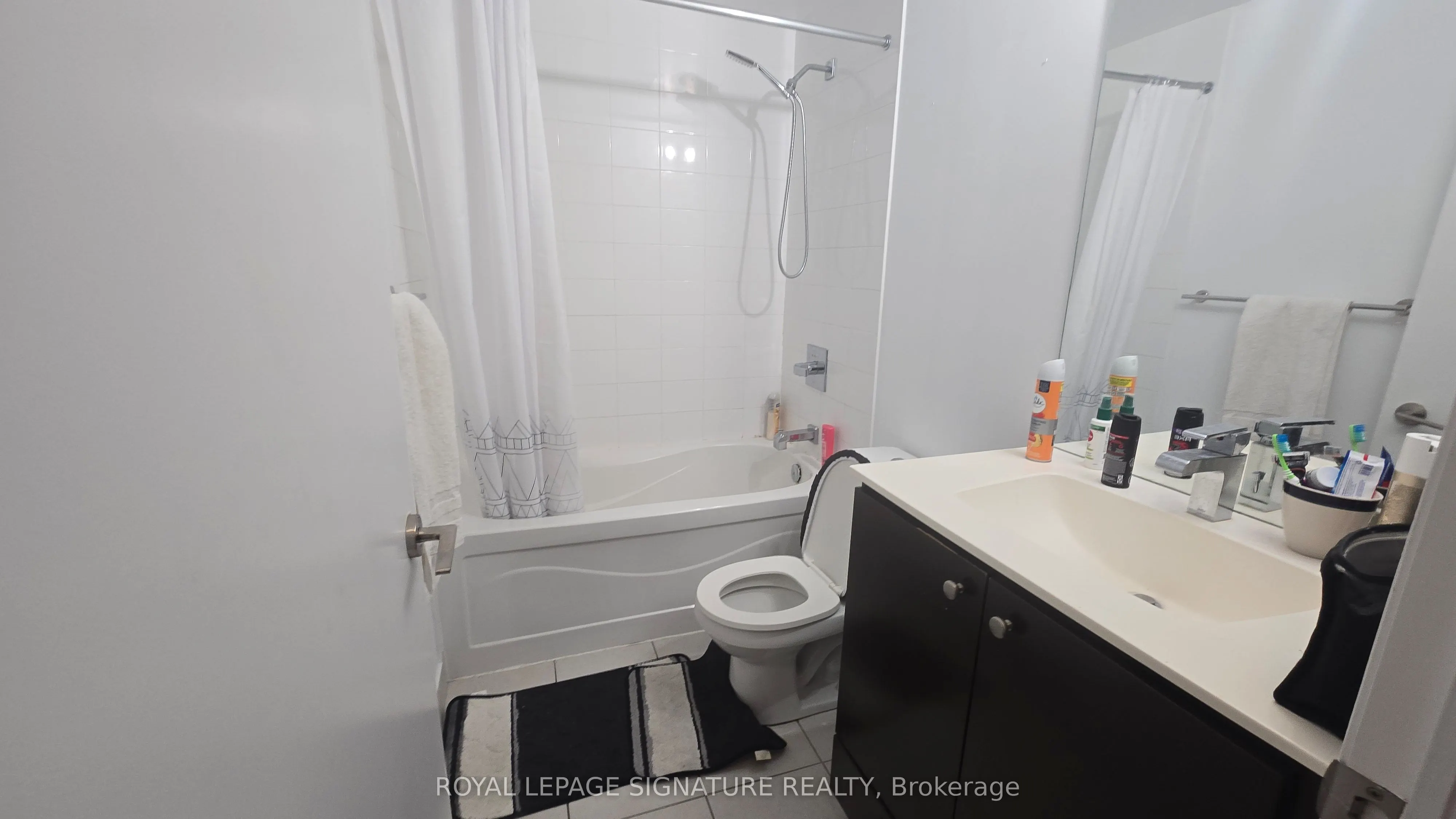 25 Cole Street, #1004