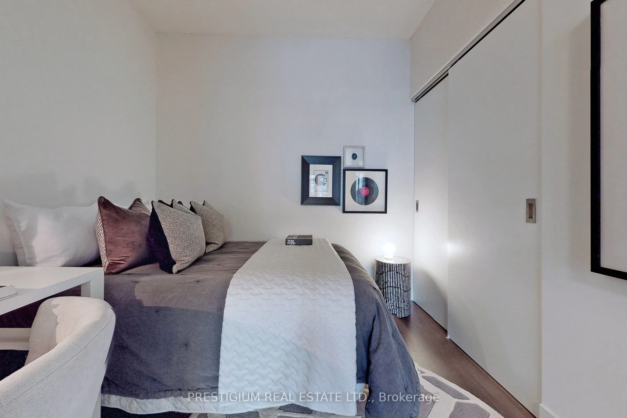 98 Lillian Street, #314