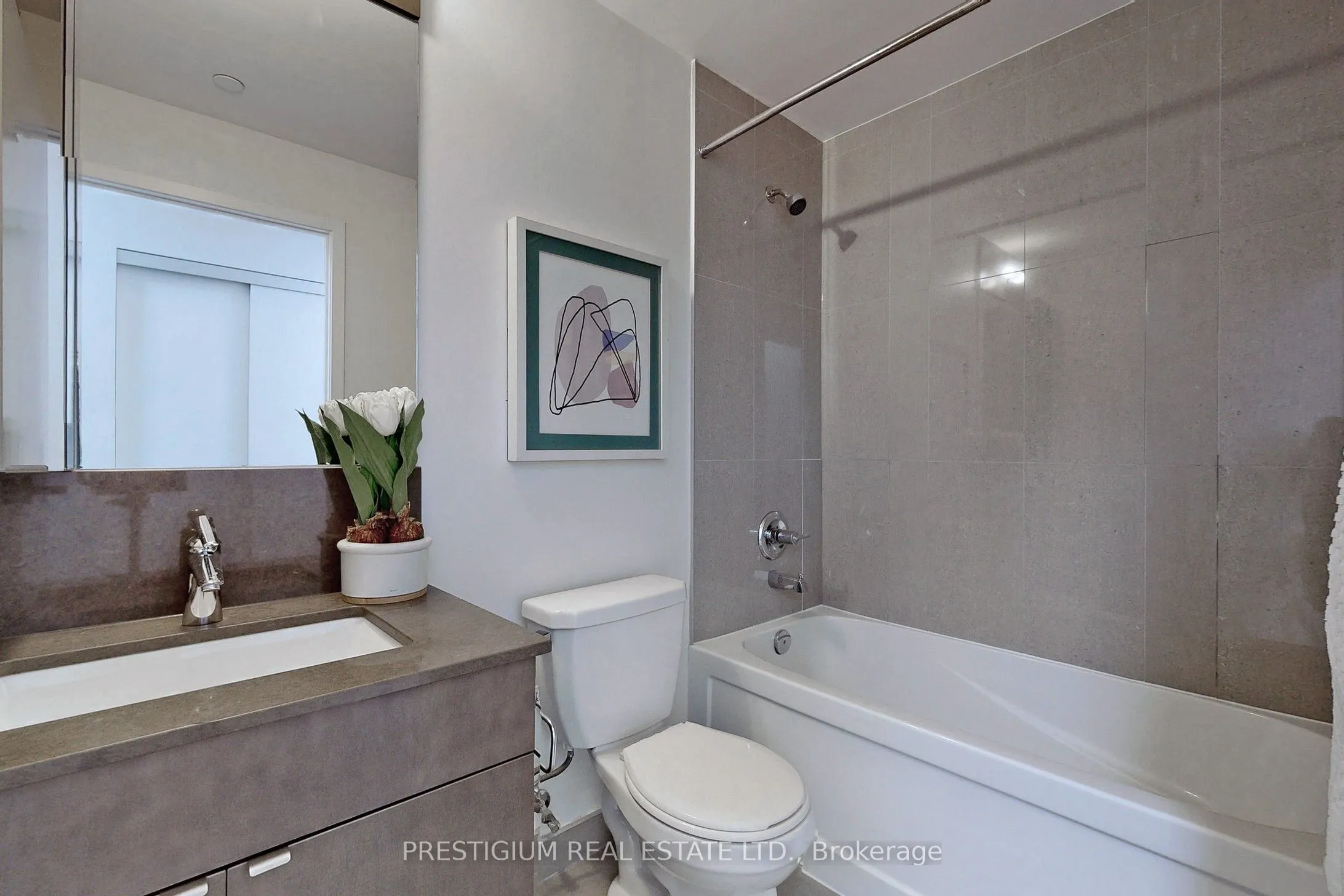 98 Lillian Street, #314