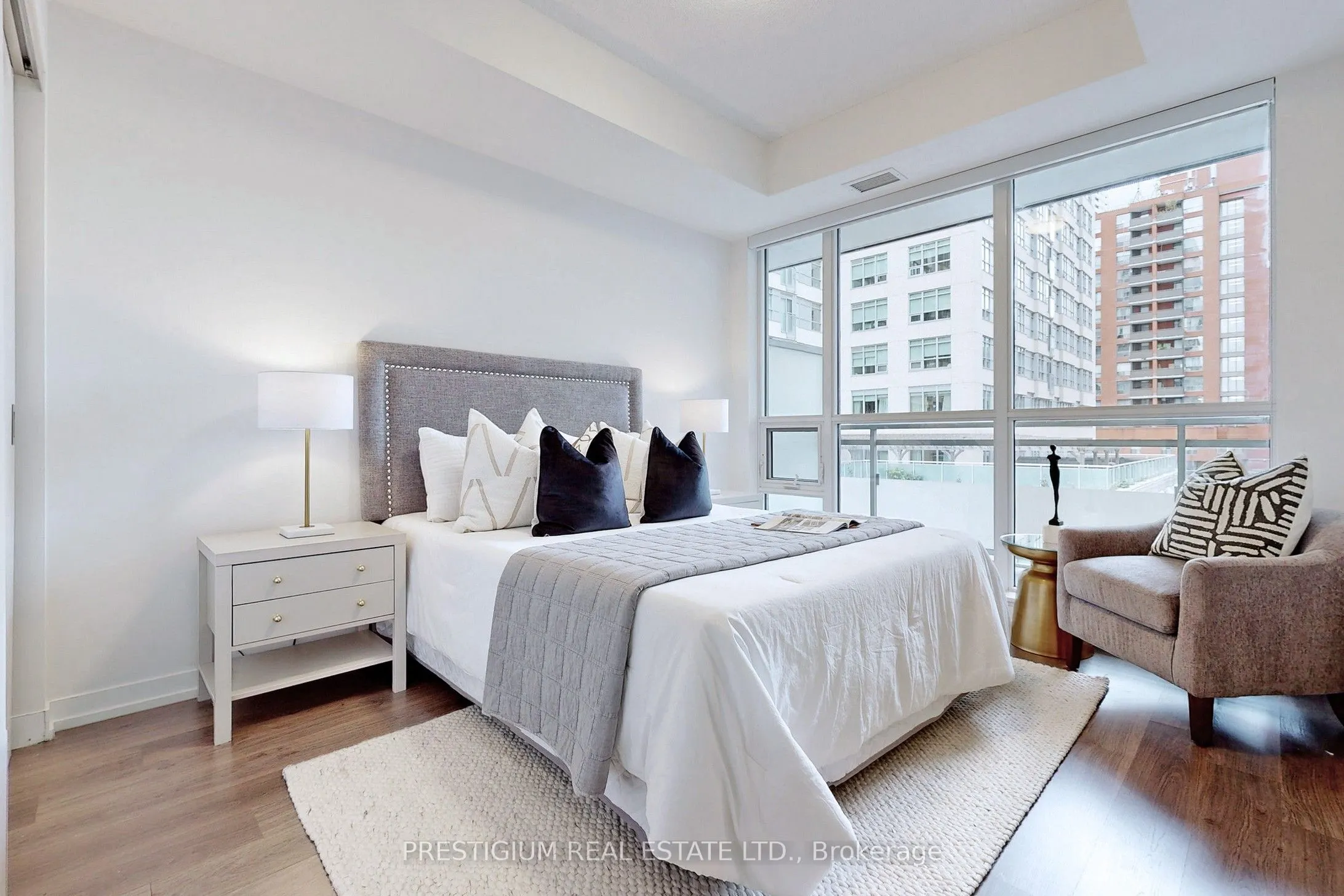98 Lillian Street, #314