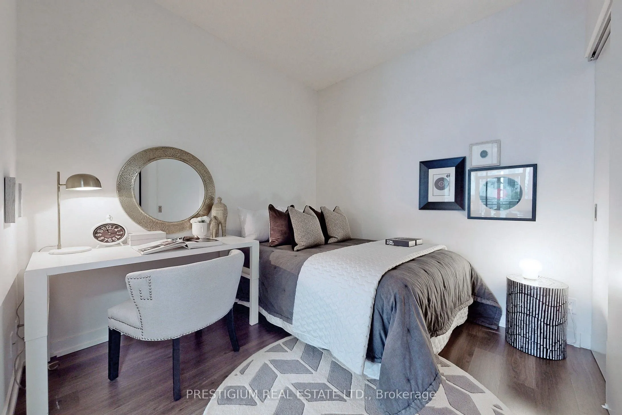 98 Lillian Street, #314