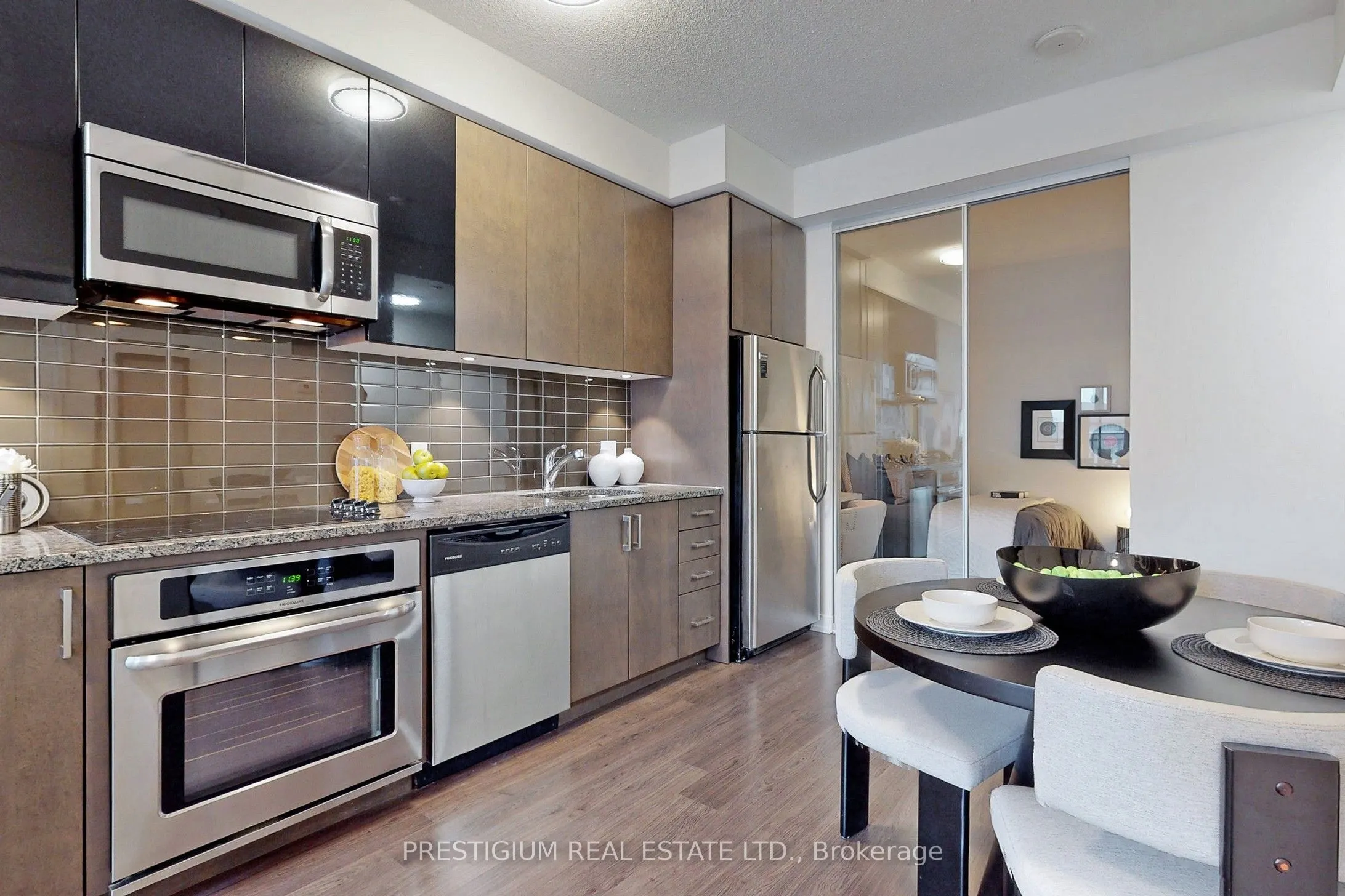 98 Lillian Street, #314
