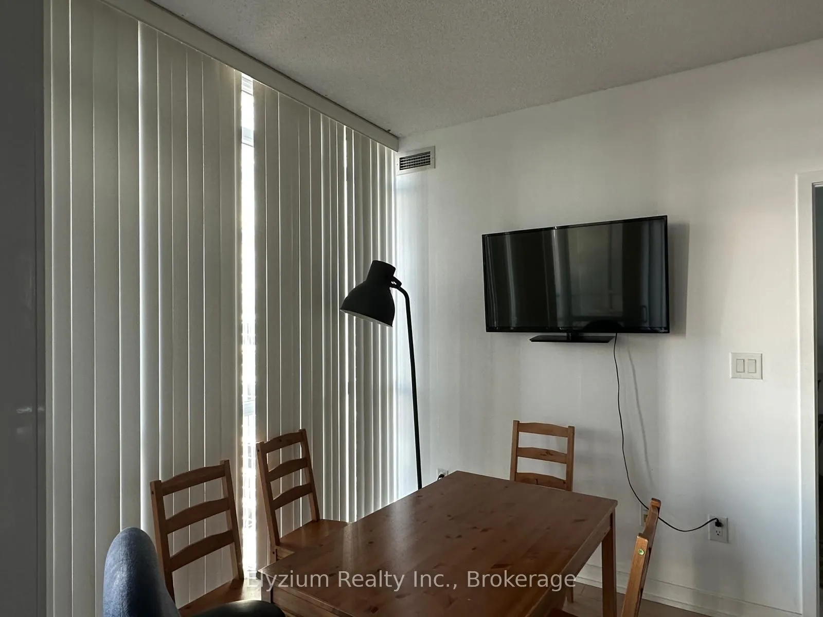 151 Dan Leckie Way, #2207