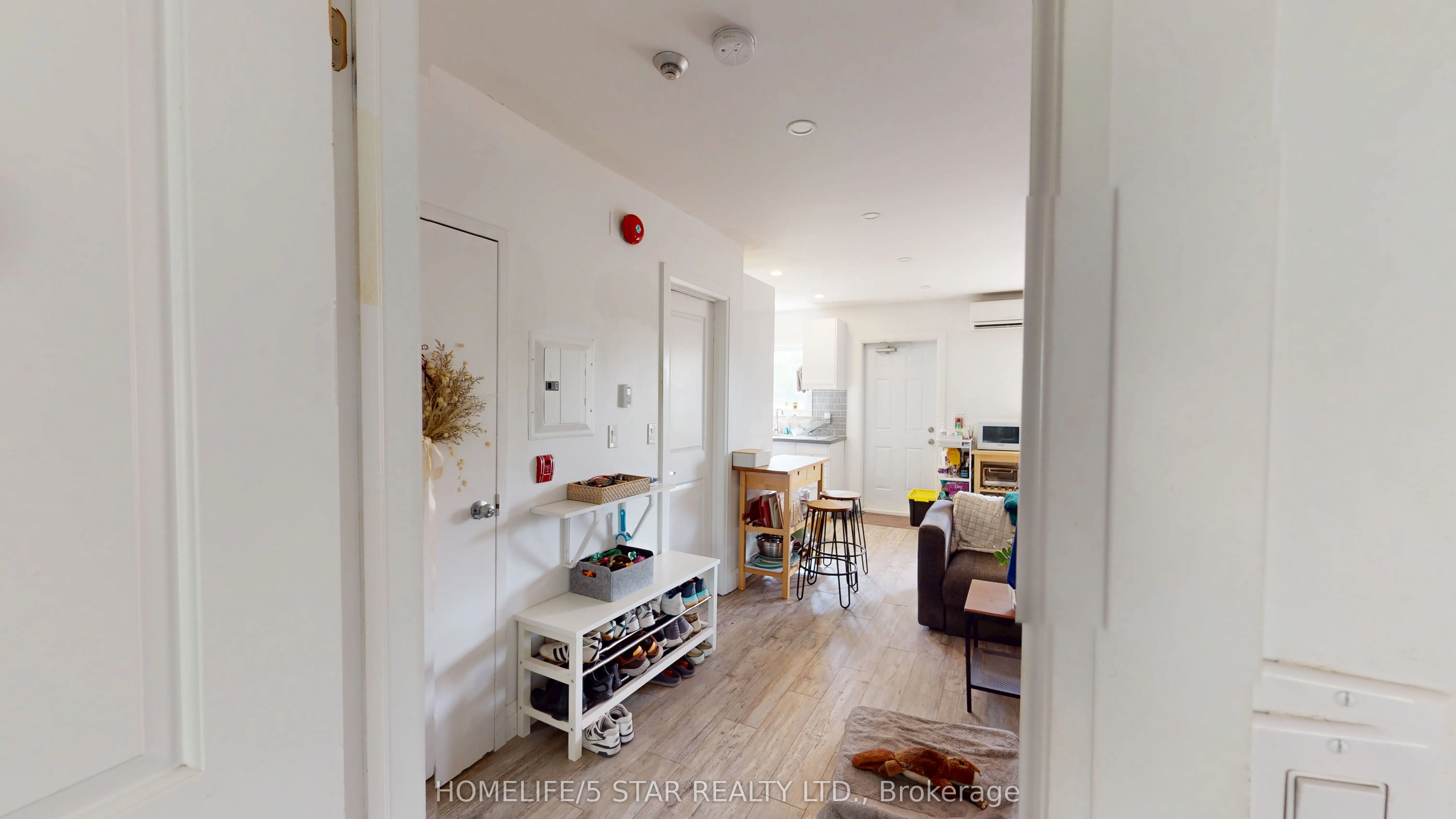 45 Dewson Street, #Apt 3