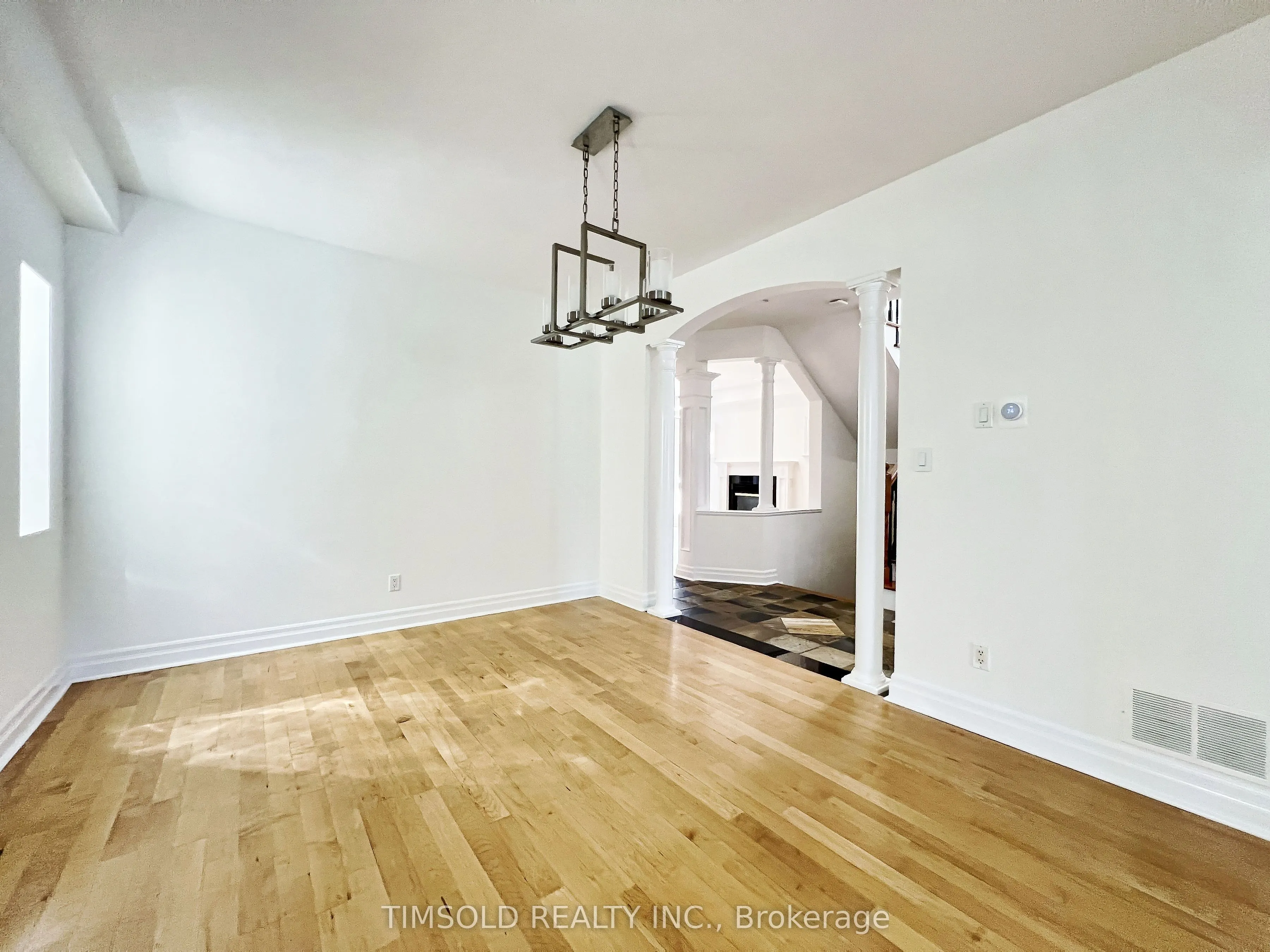507 Broadway Avenue
