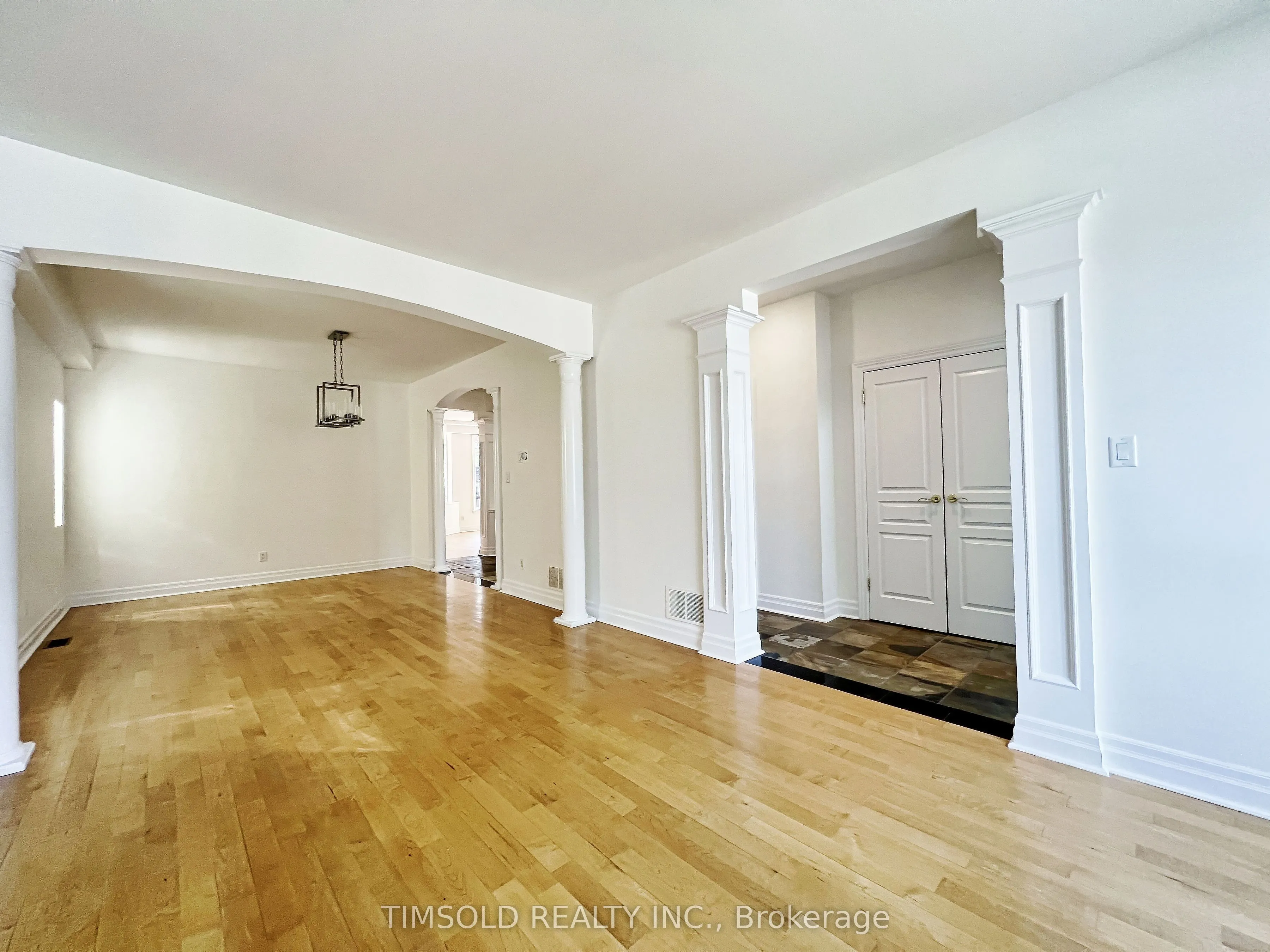 507 Broadway Avenue
