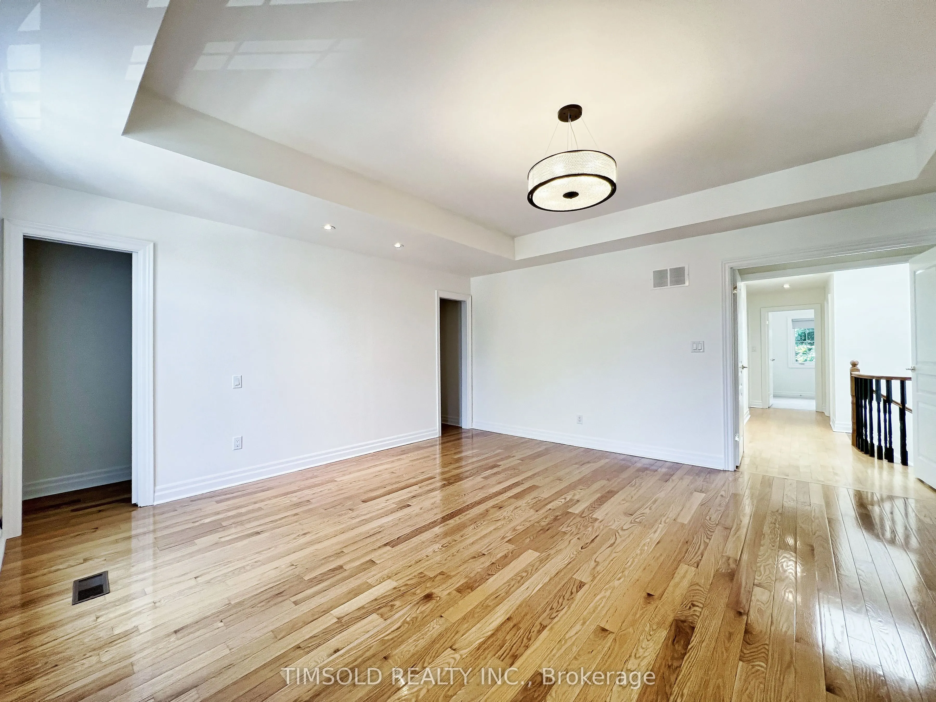 507 Broadway Avenue