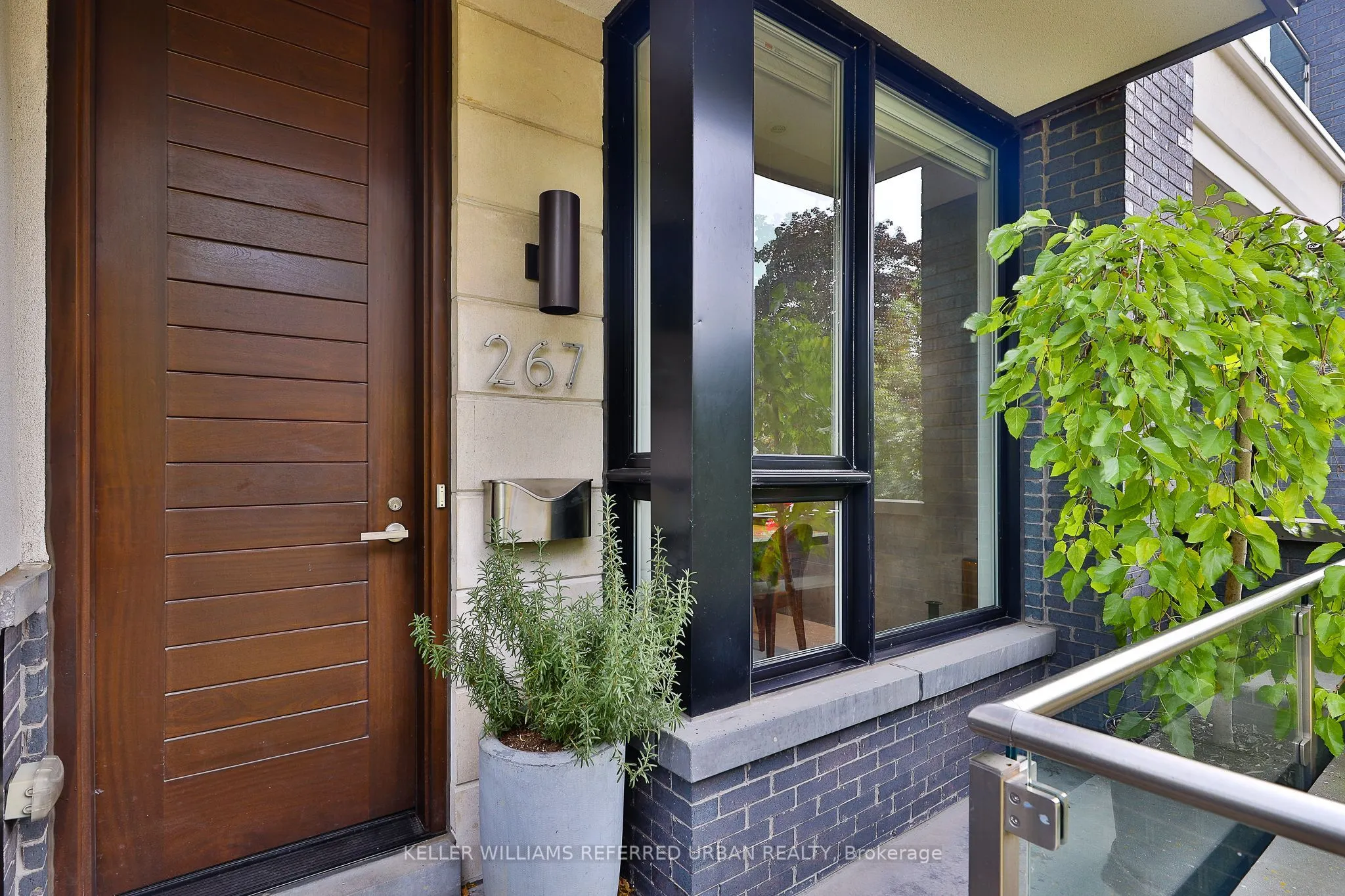267 Roxton Road