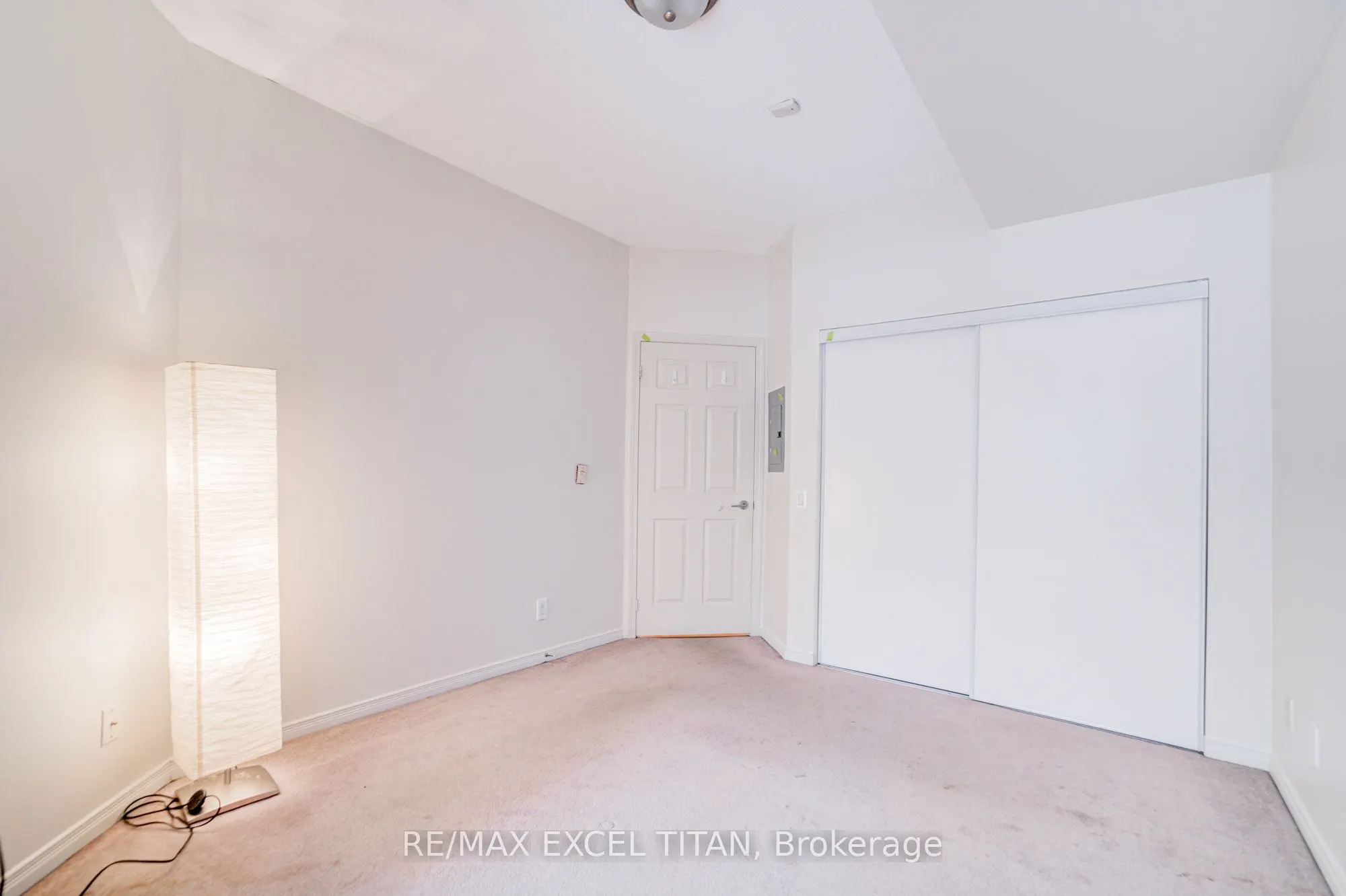455 Rosewell Avenue, #110