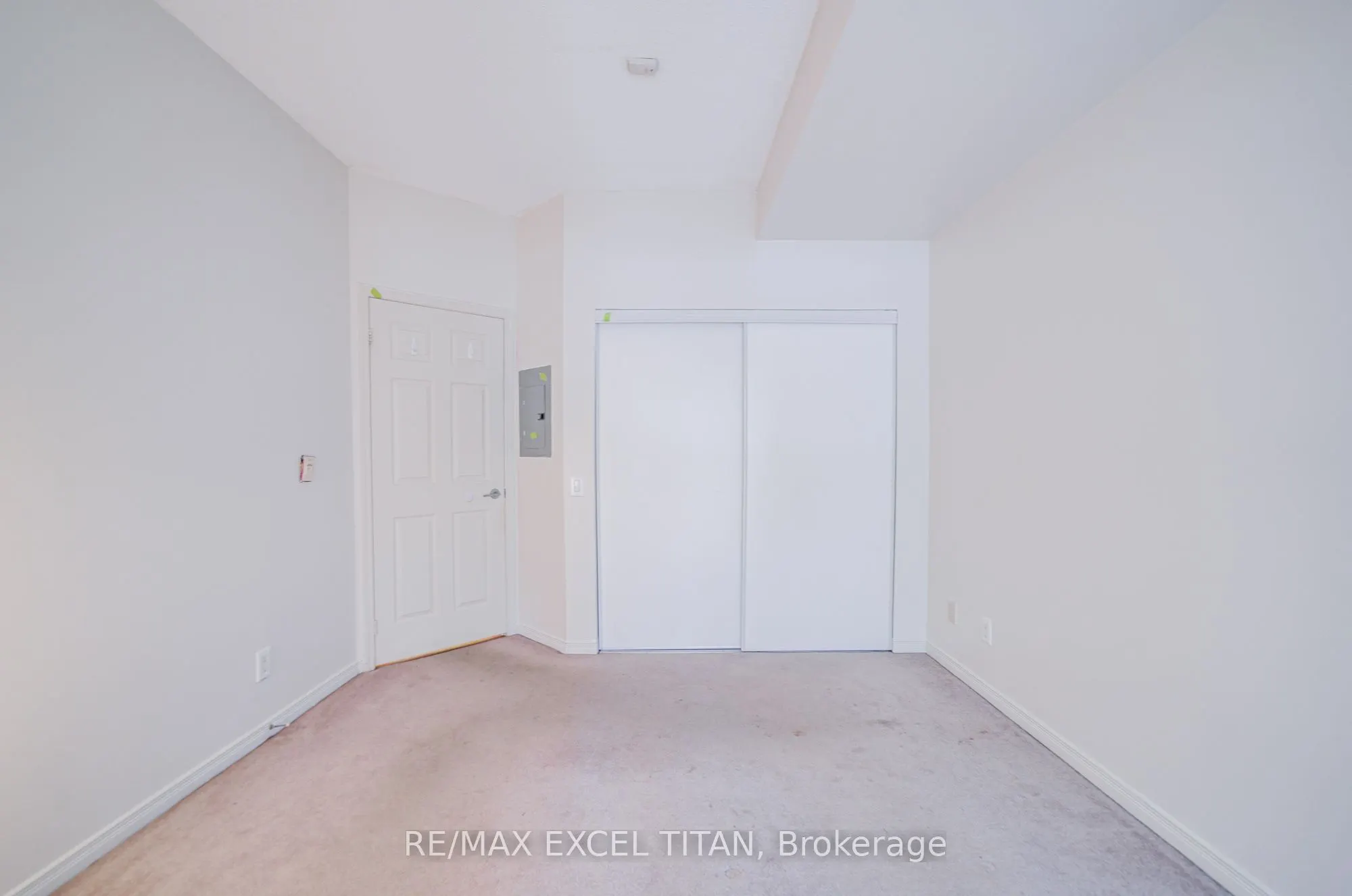 455 Rosewell Avenue, #110