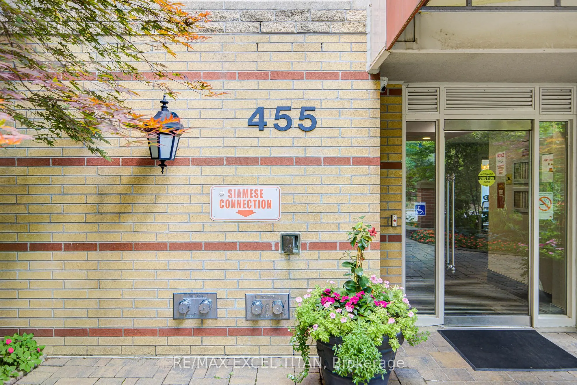 455 Rosewell Avenue, #110