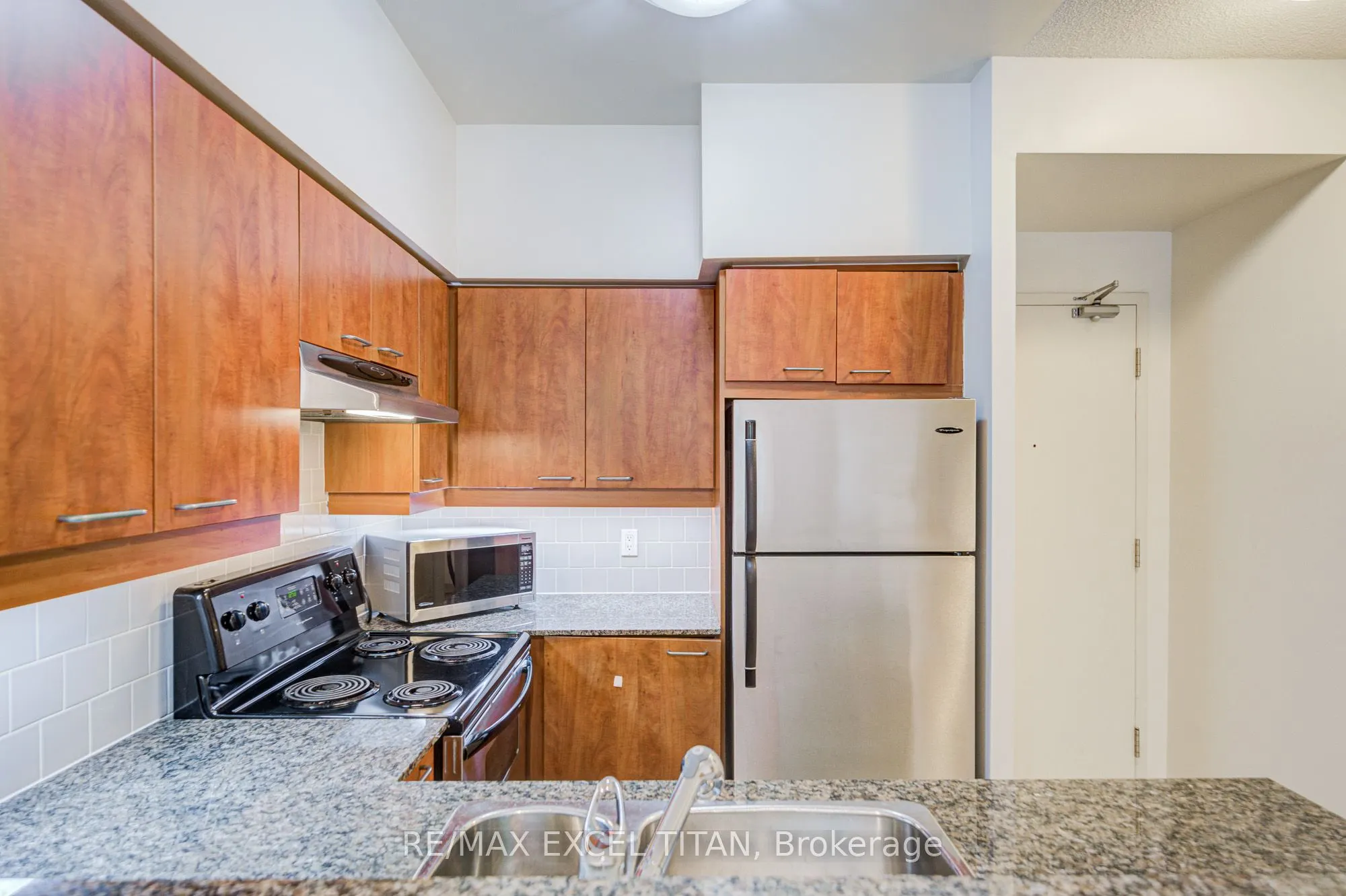 455 Rosewell Avenue, #110