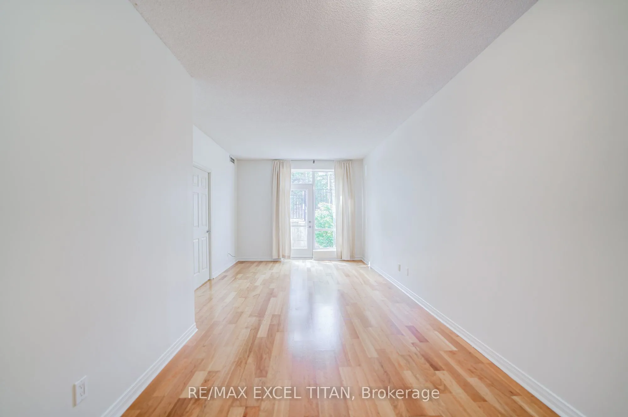 455 Rosewell Avenue, #110