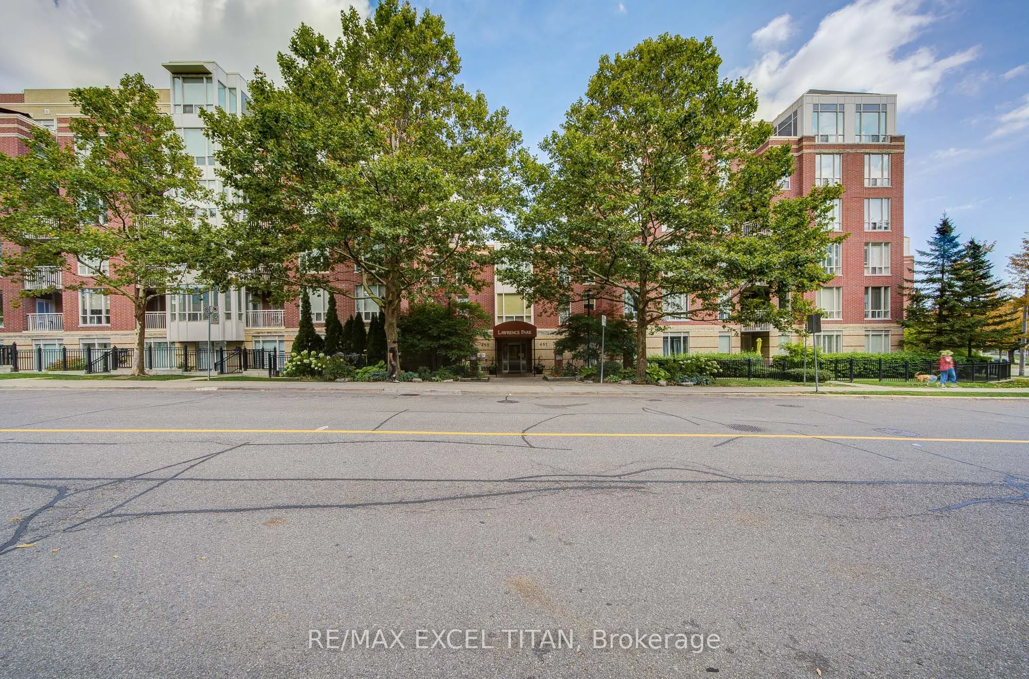 455 Rosewell Avenue, #110