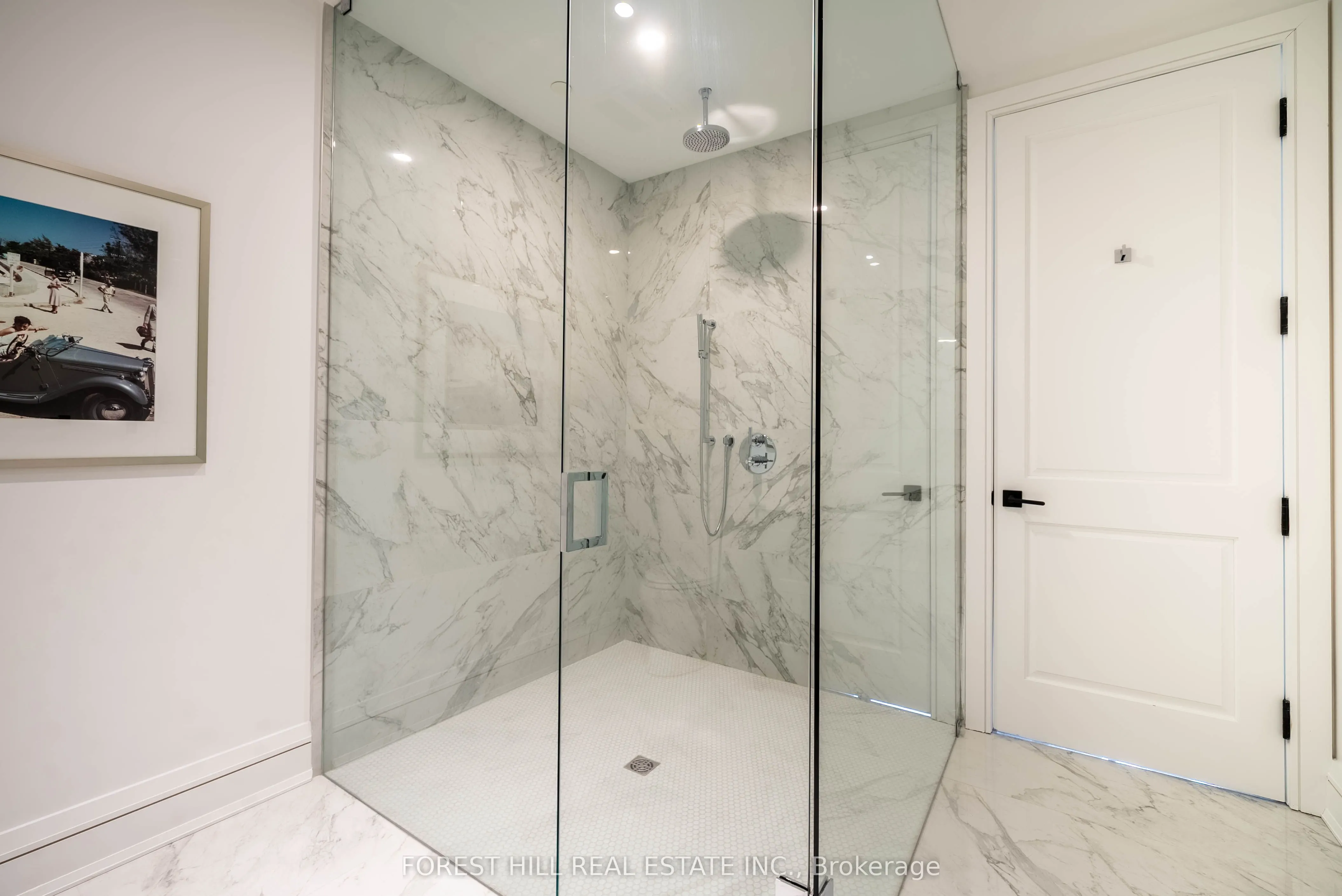 2010 Bathurst Street, #4D
