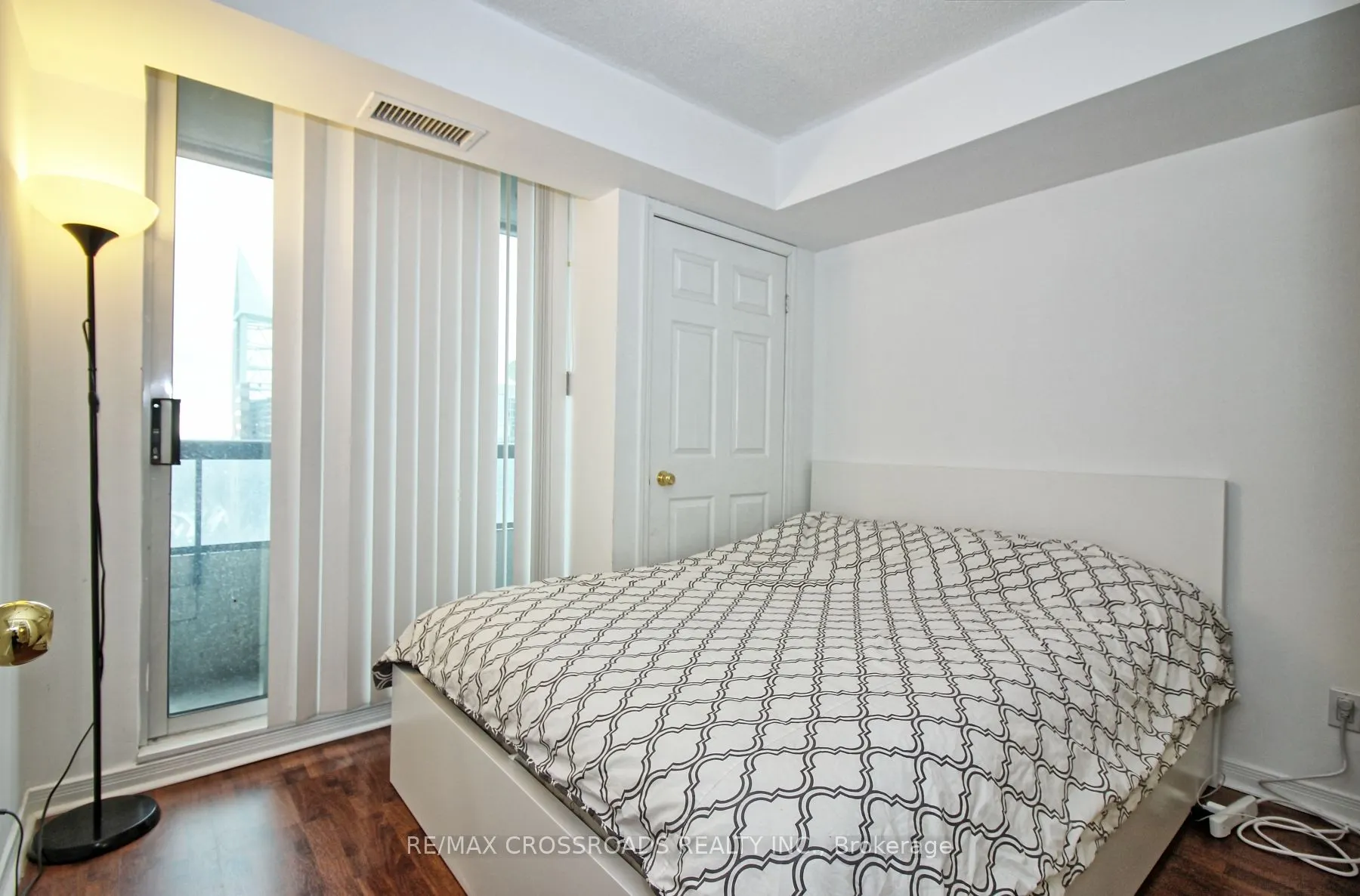 8 Hillcrest Avenue, #2903