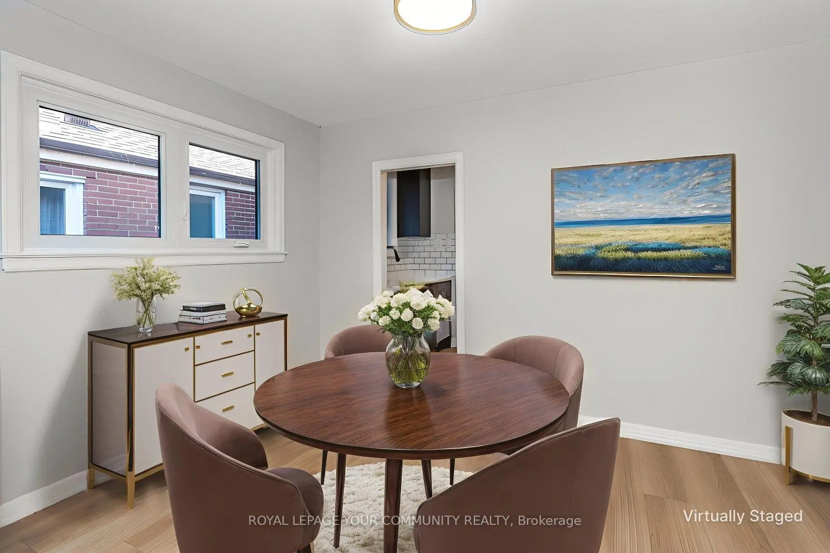 20 Strathgowan Avenue, #Upper
