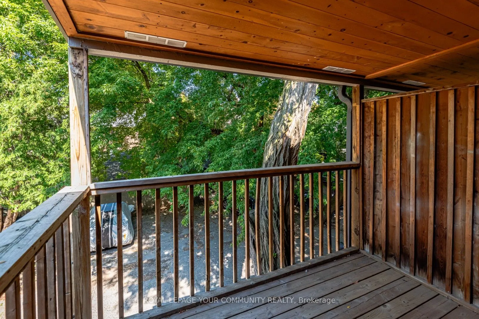 20 Strathgowan Avenue, #Upper