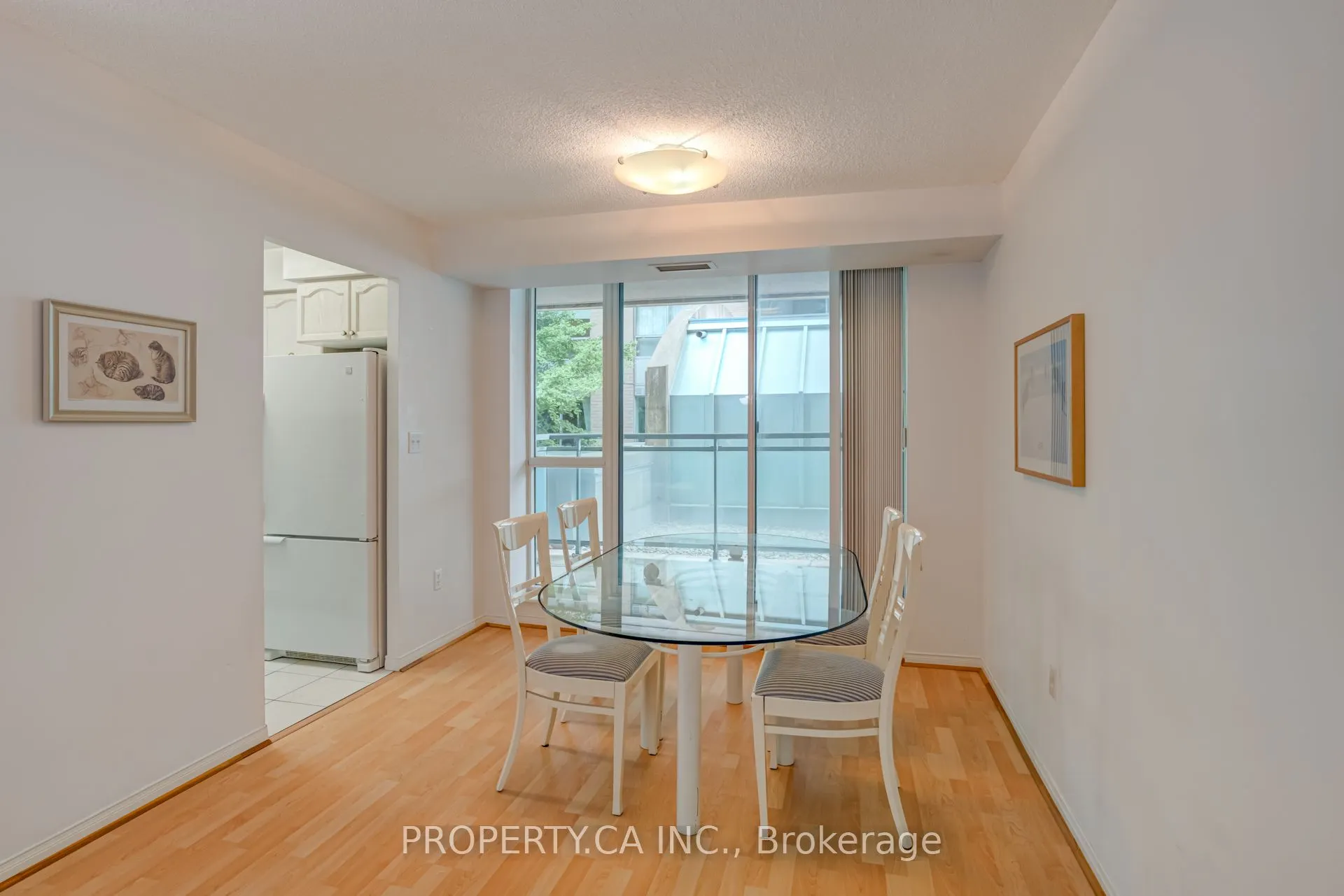 29 Pemberton Avenue, #206