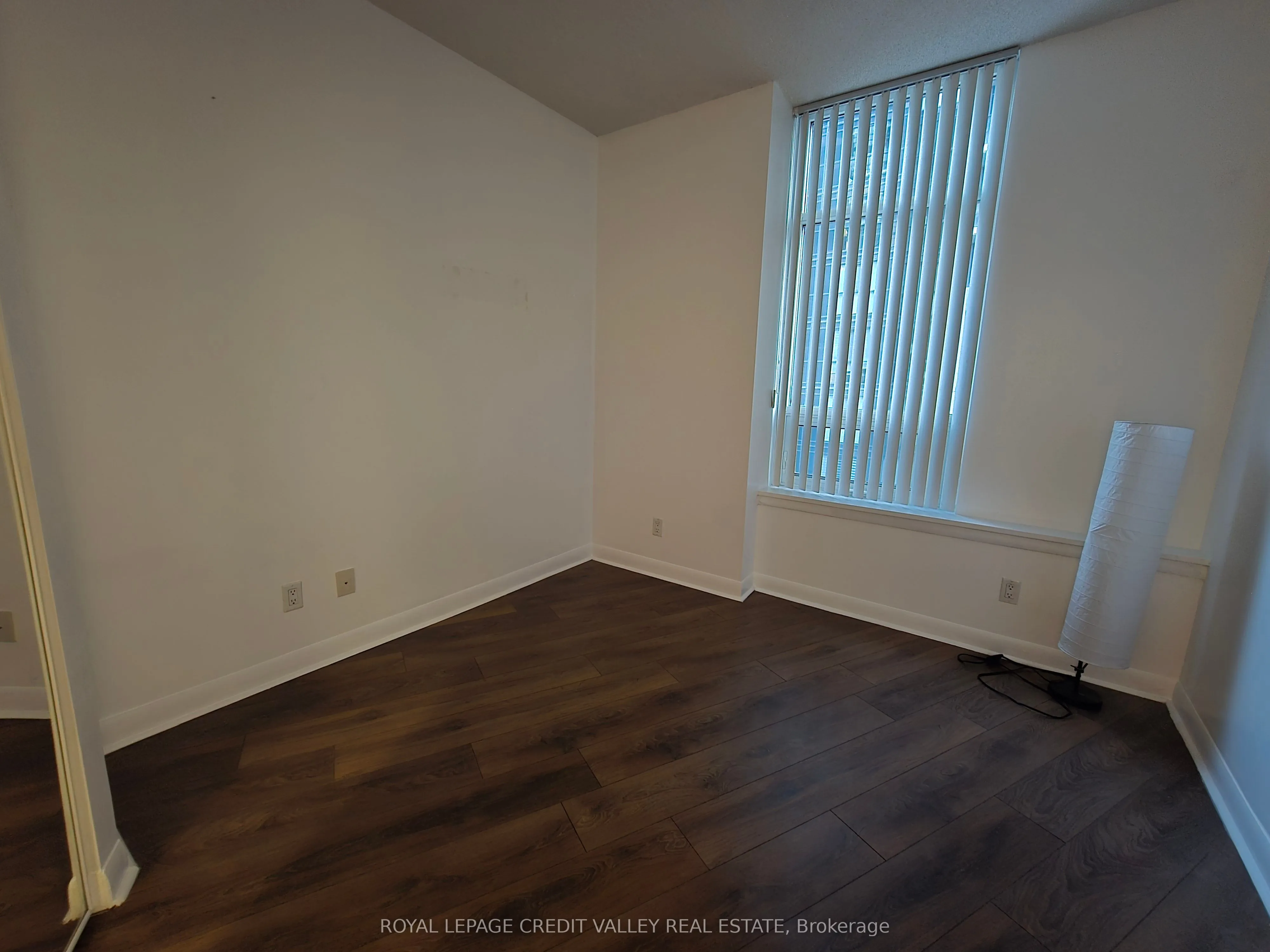 15 Bruyeres Mews, #614