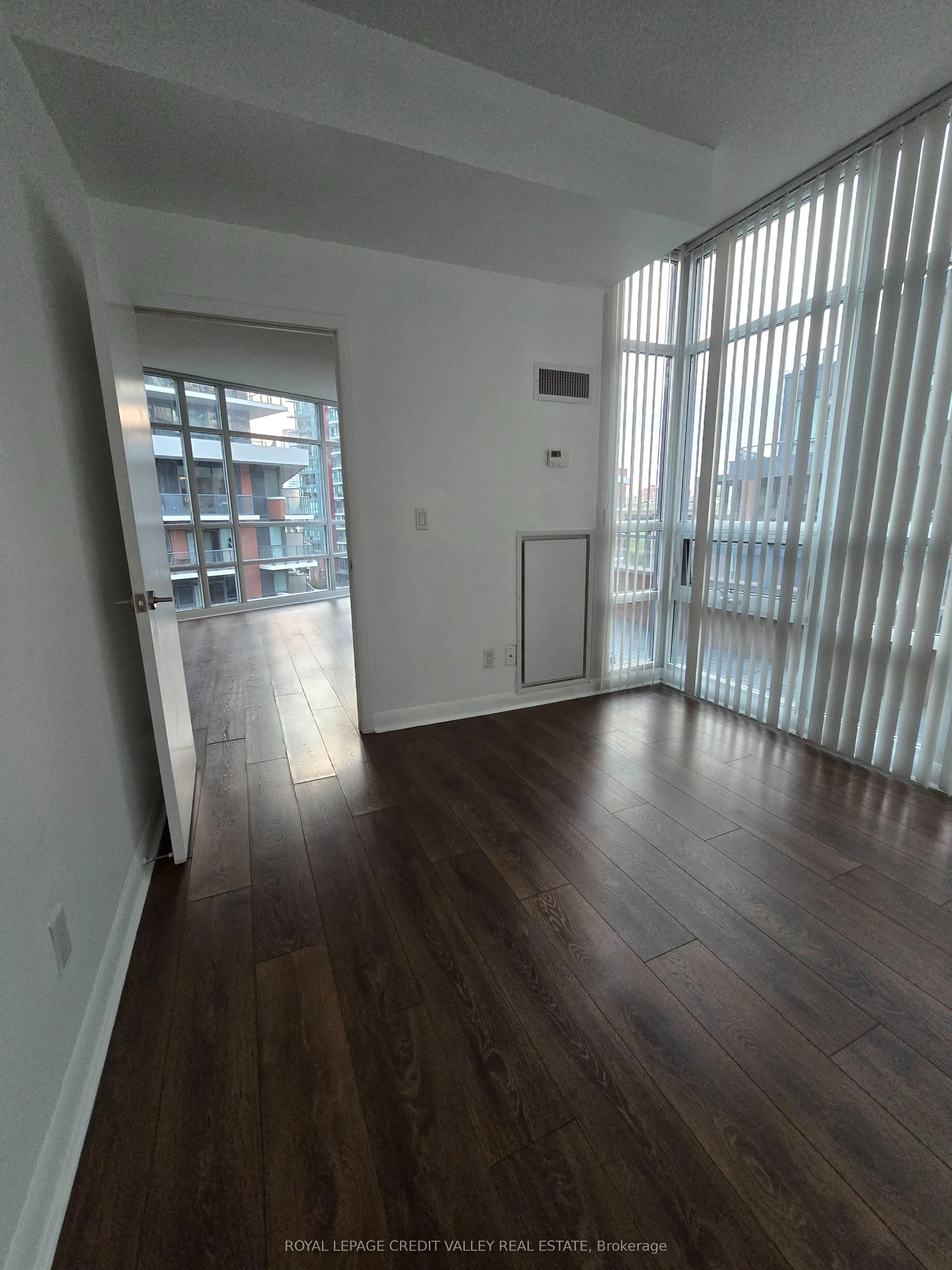 15 Bruyeres Mews, #614