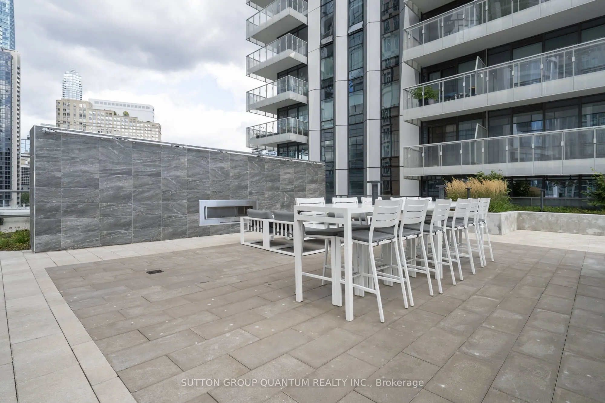 28 Freeland Street, #3704