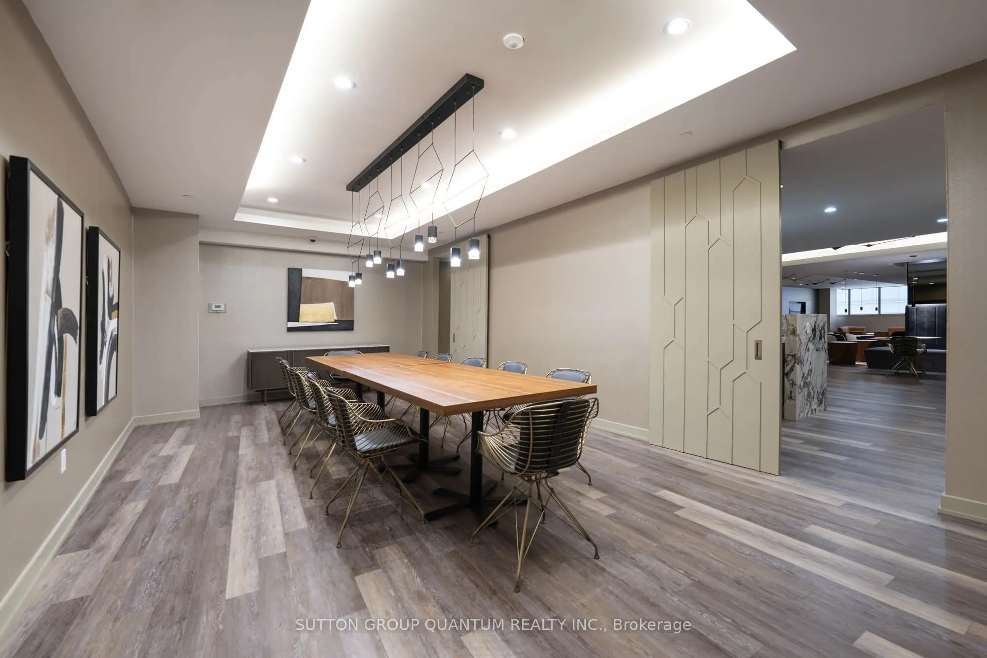28 Freeland Street, #3704