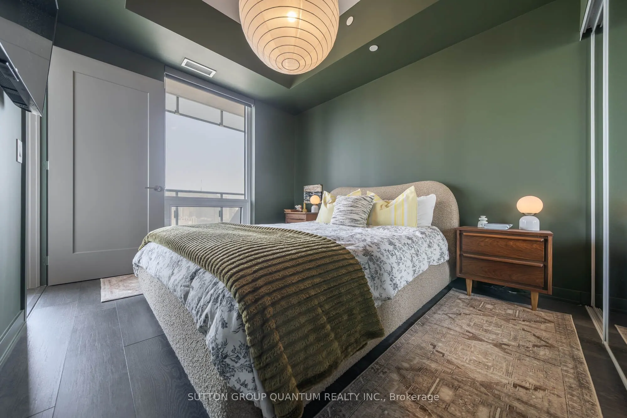28 Freeland Street, #3704