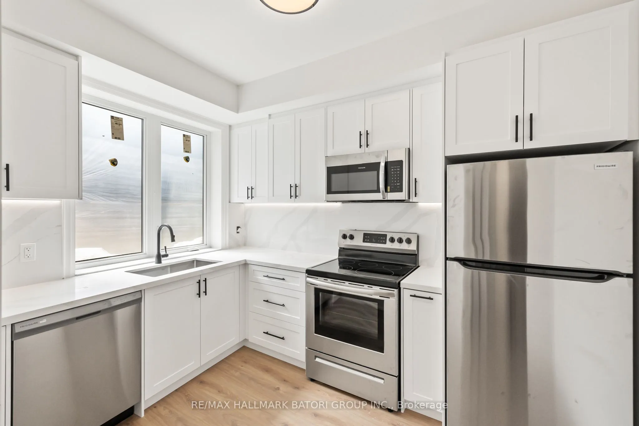 18 Keewatin Avenue, #1