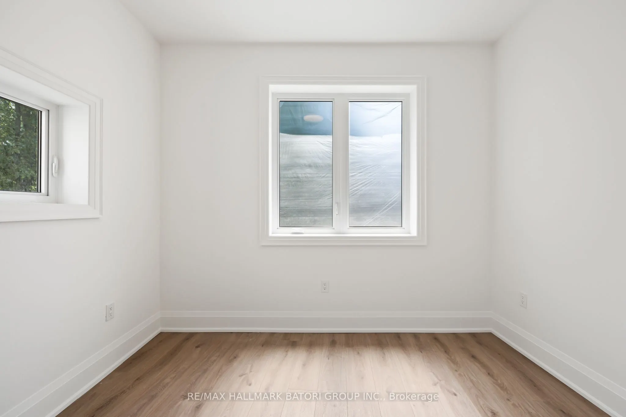 18 Keewatin Avenue, #1