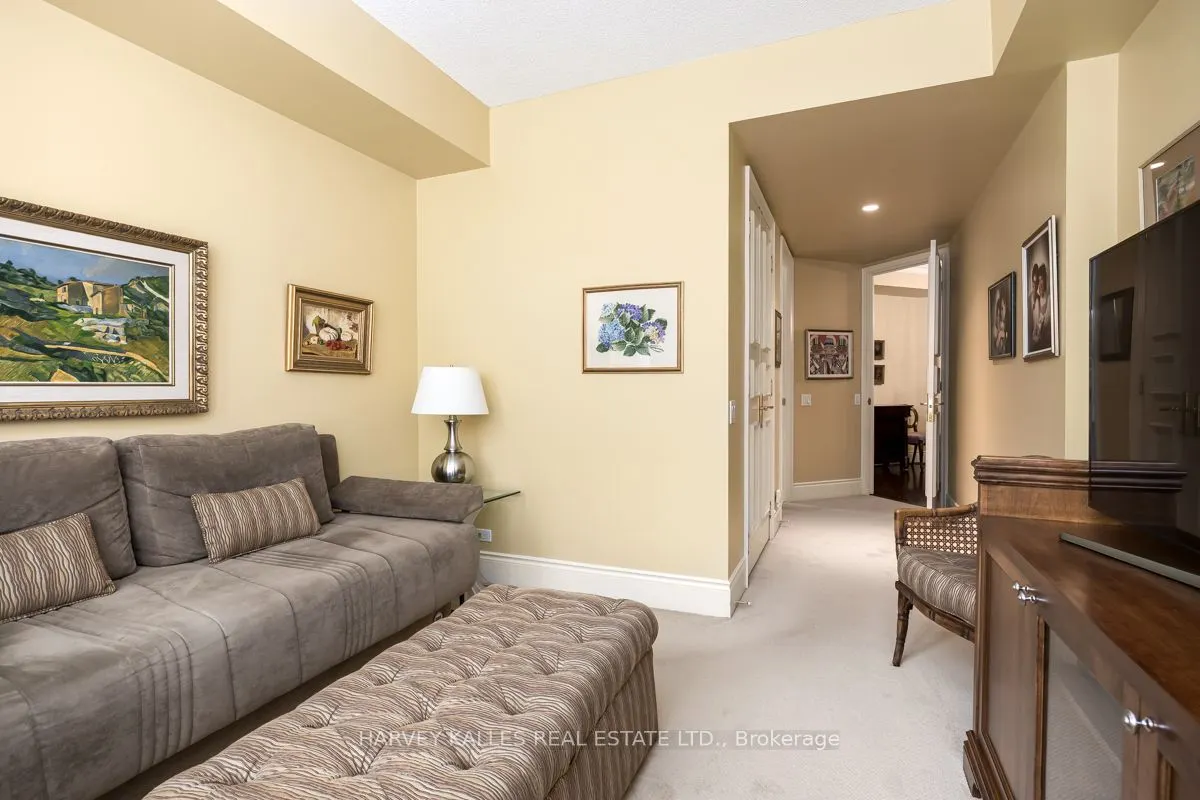 3600 Yonge Street, #727