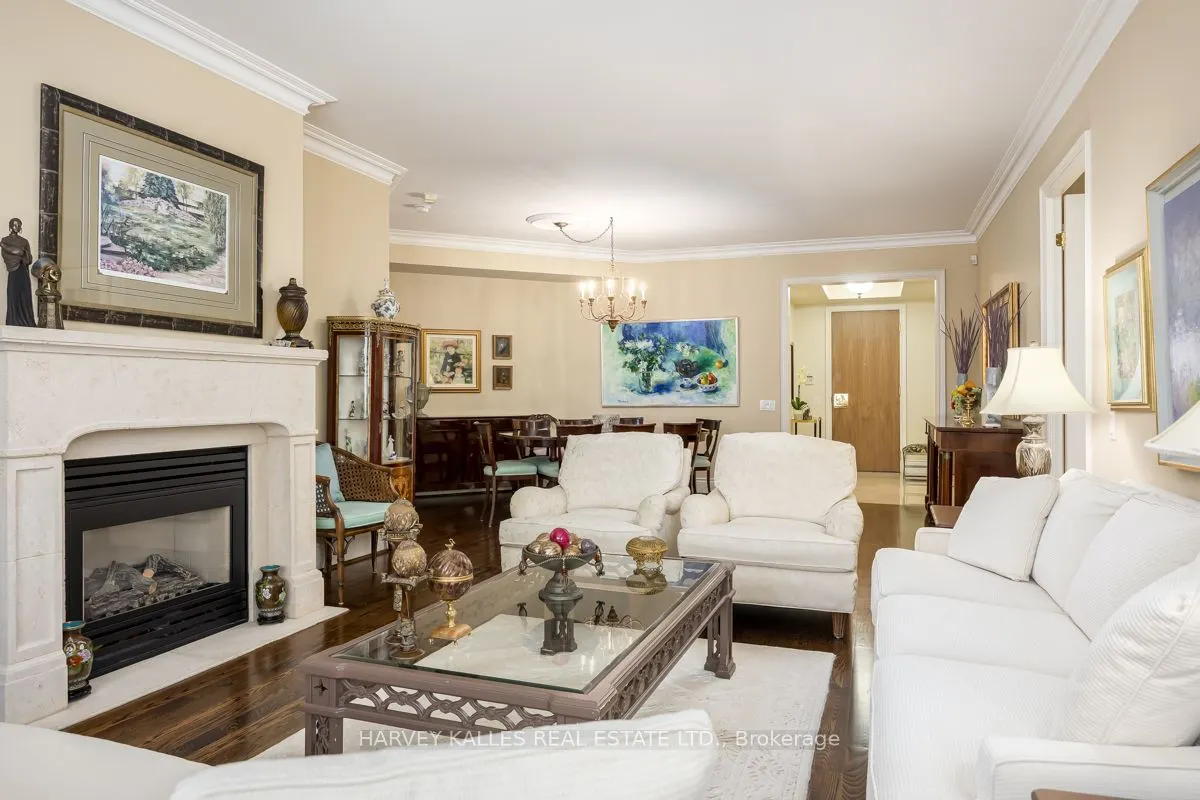 3600 Yonge Street, #727