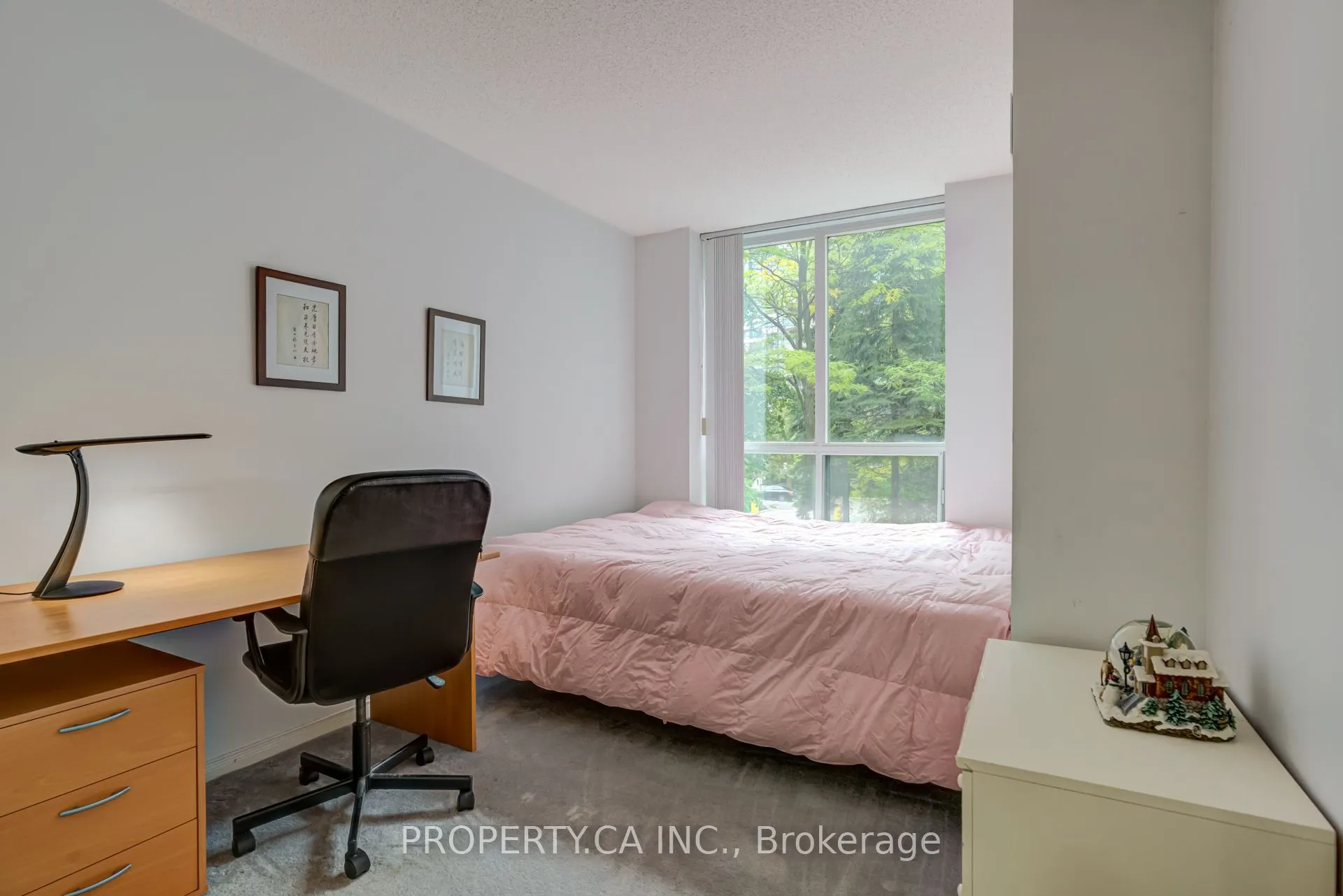 29 Pemberton Avenue, #206