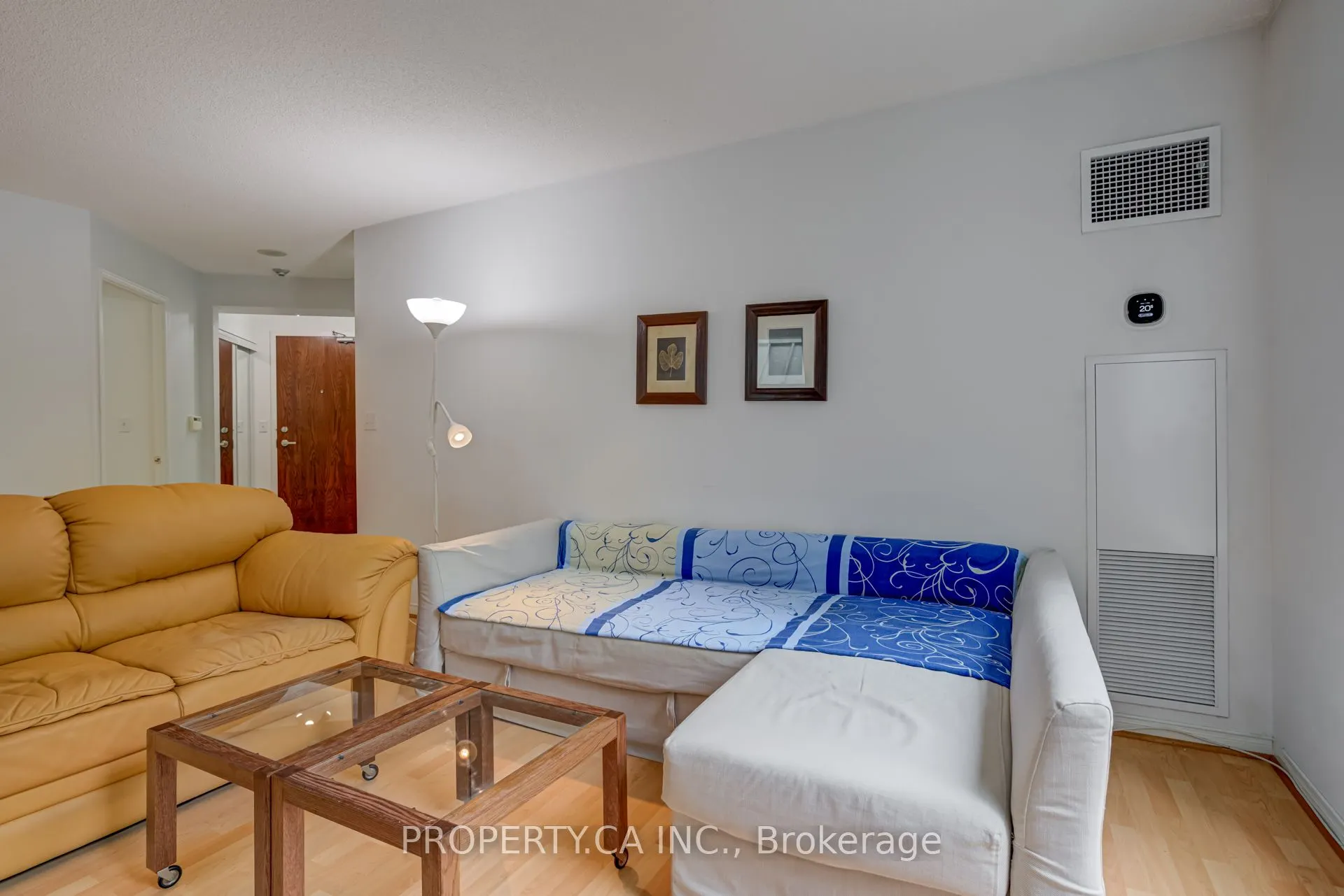 29 Pemberton Avenue, #206