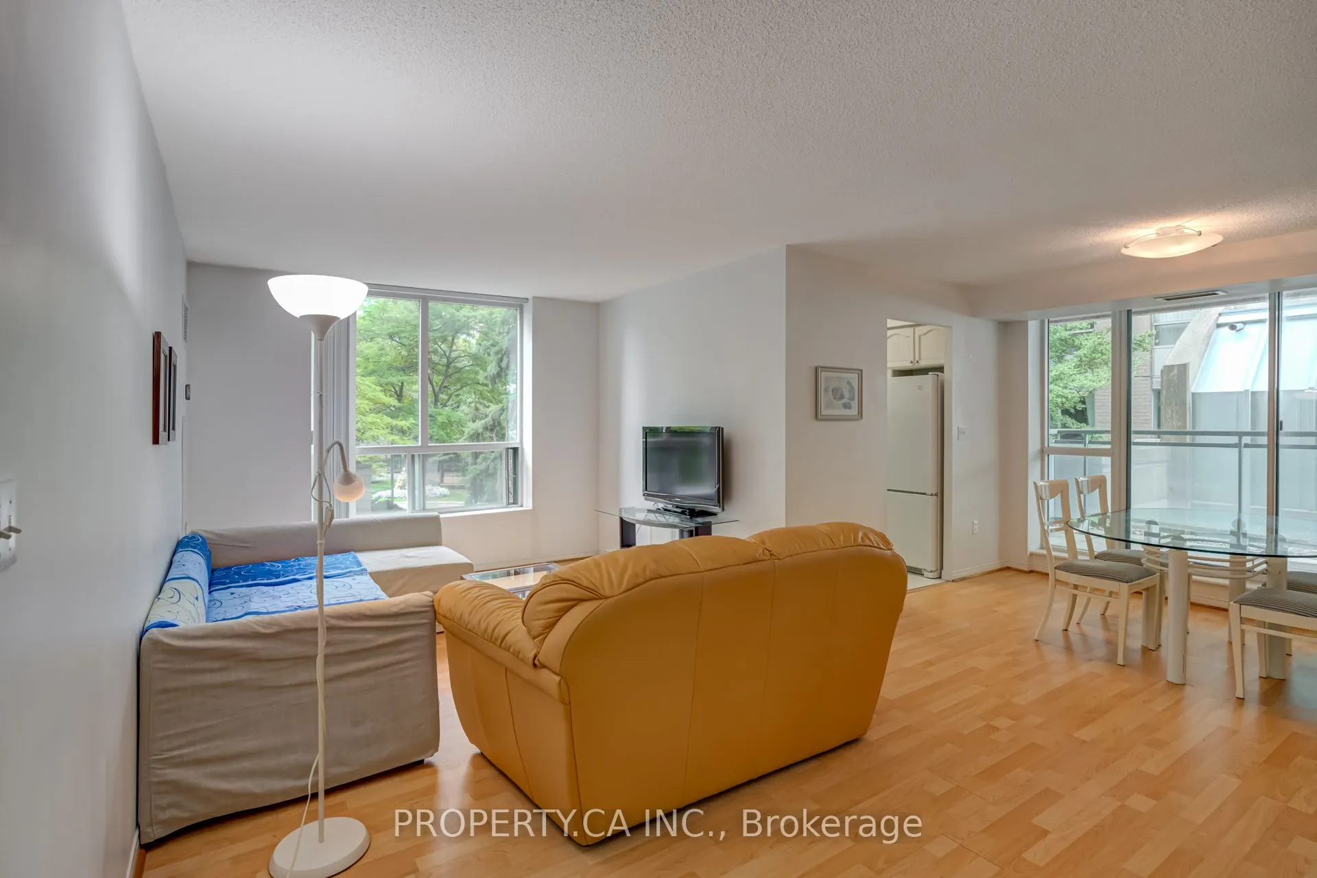 29 Pemberton Avenue, #206