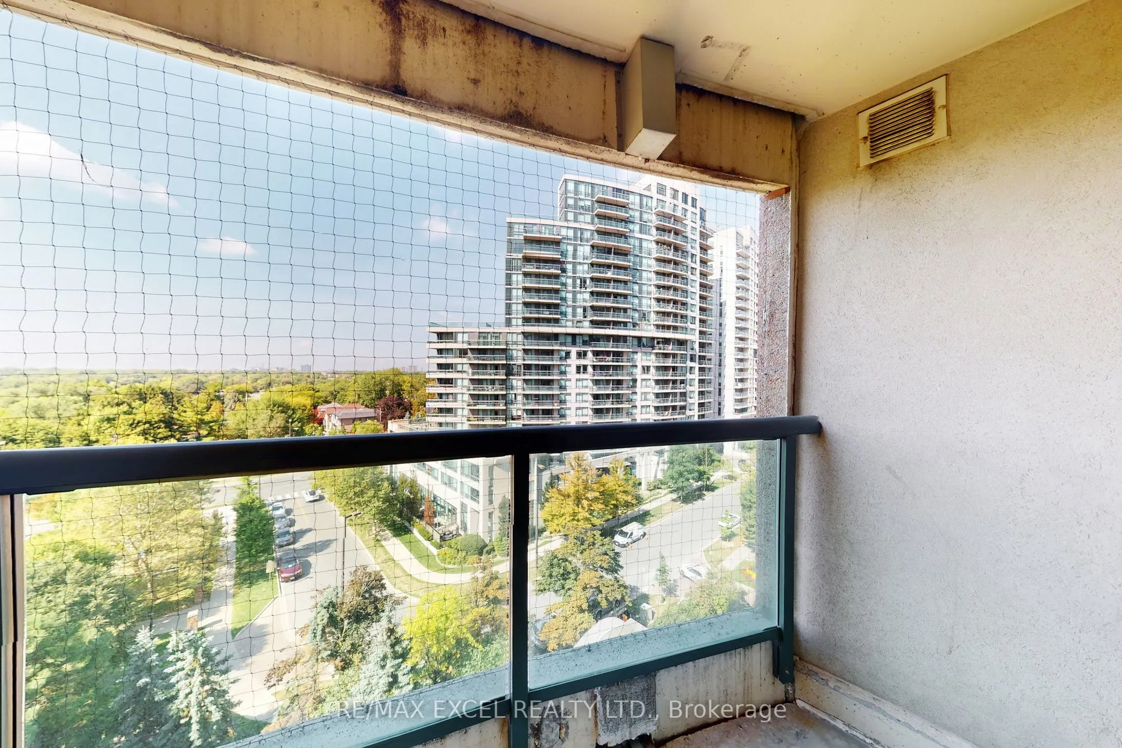 23 Lorraine Drive, #906